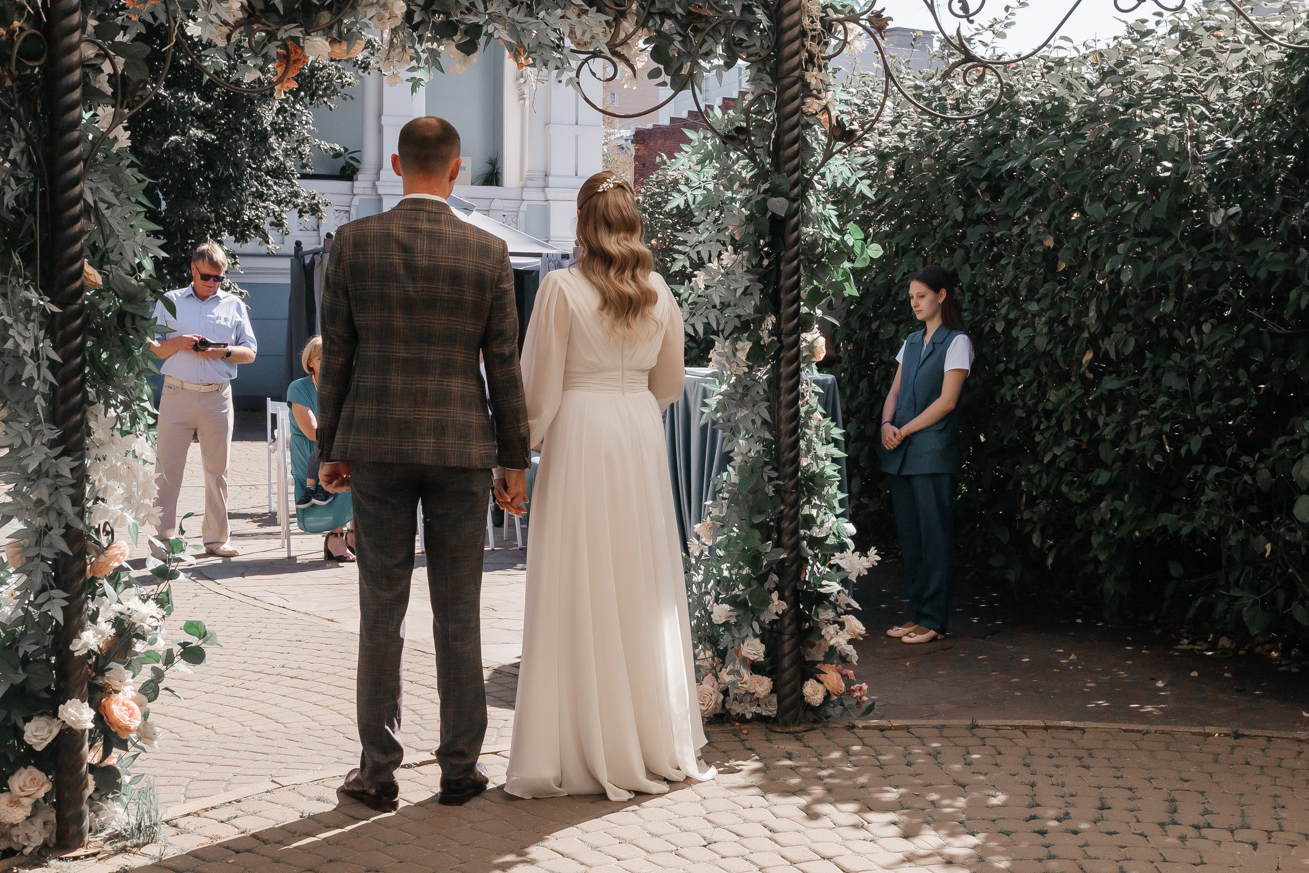 Свадебная прогулка Оли и Димы. Свадебный фотограф и фотограф Love-Store в Нижнем Новгороде Анастасия