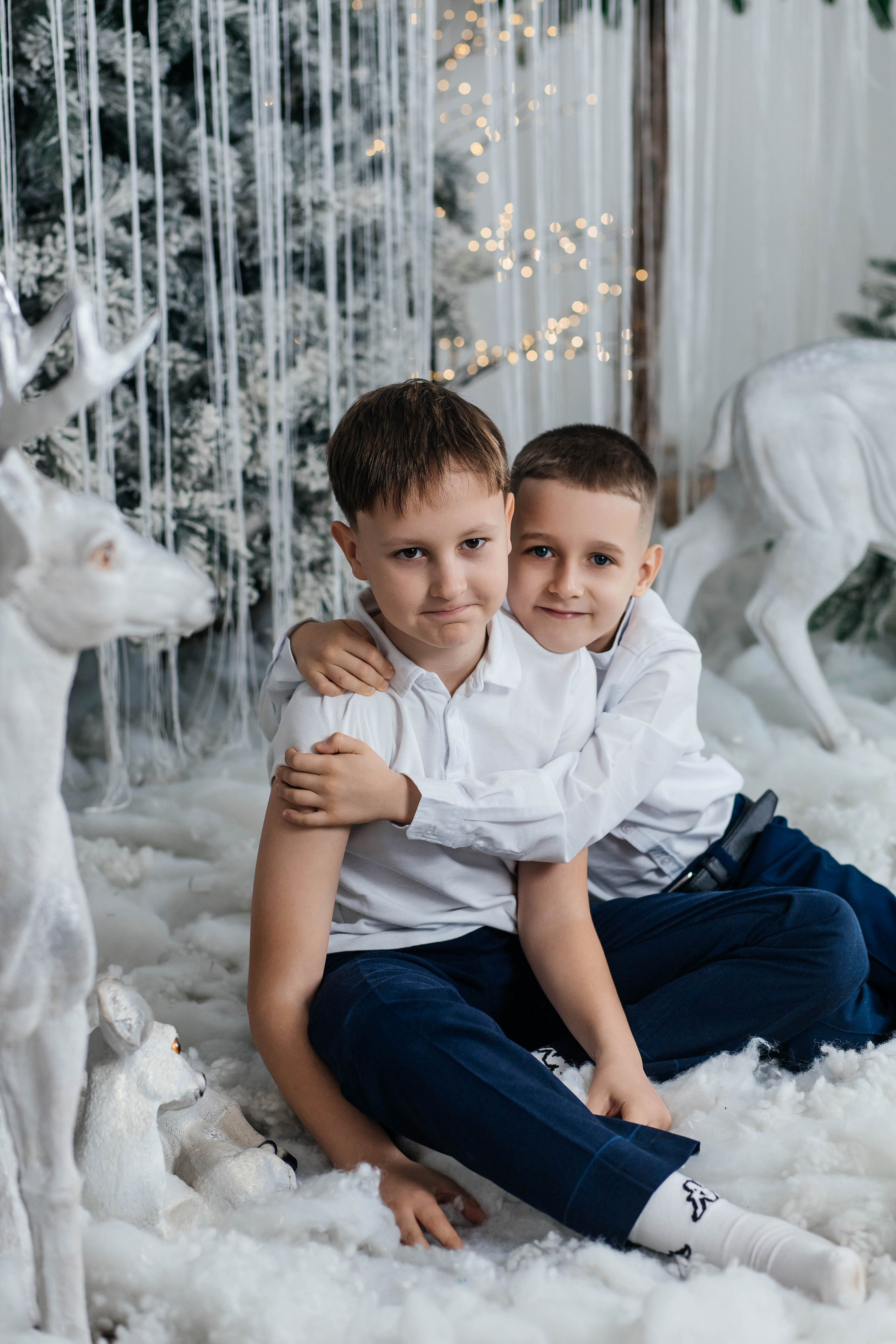 Семейная фотосессия большой семьи НГ 2026. Женский фотограф в Оренбурге Ирина Заводчикова