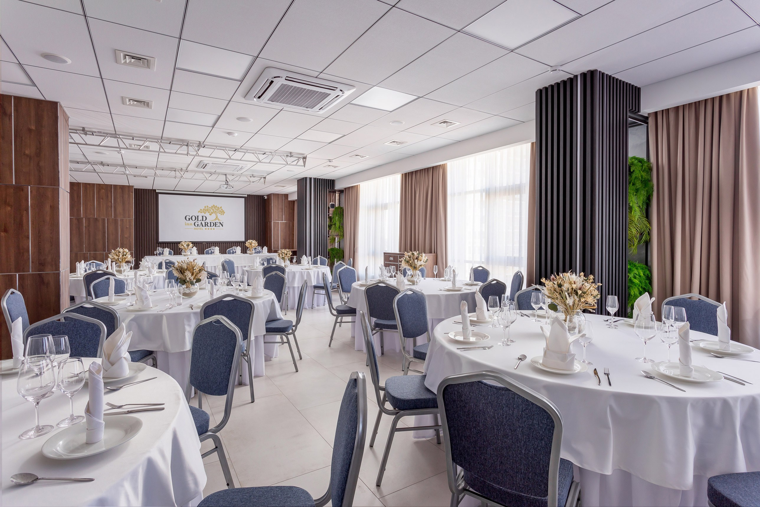 Hotels. Interior photographer Vitalii in Portland and Vancouver