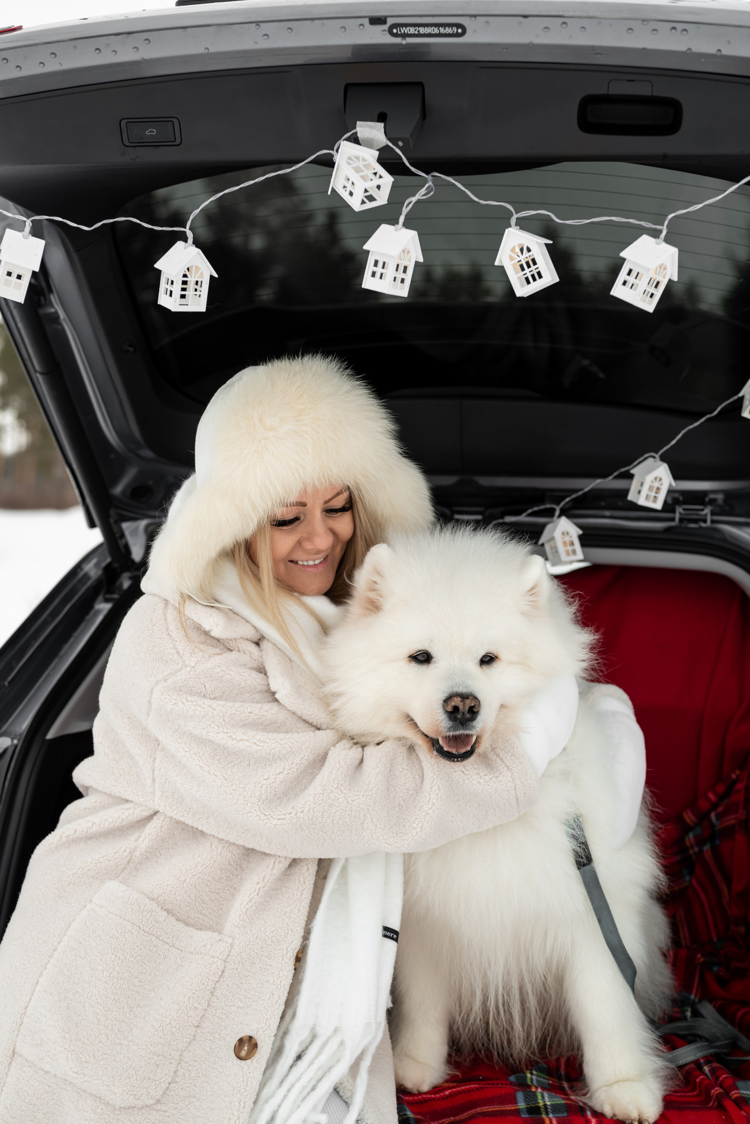 Фотопроект с Платоном и машиной на улице. Фотограф в городе Салават