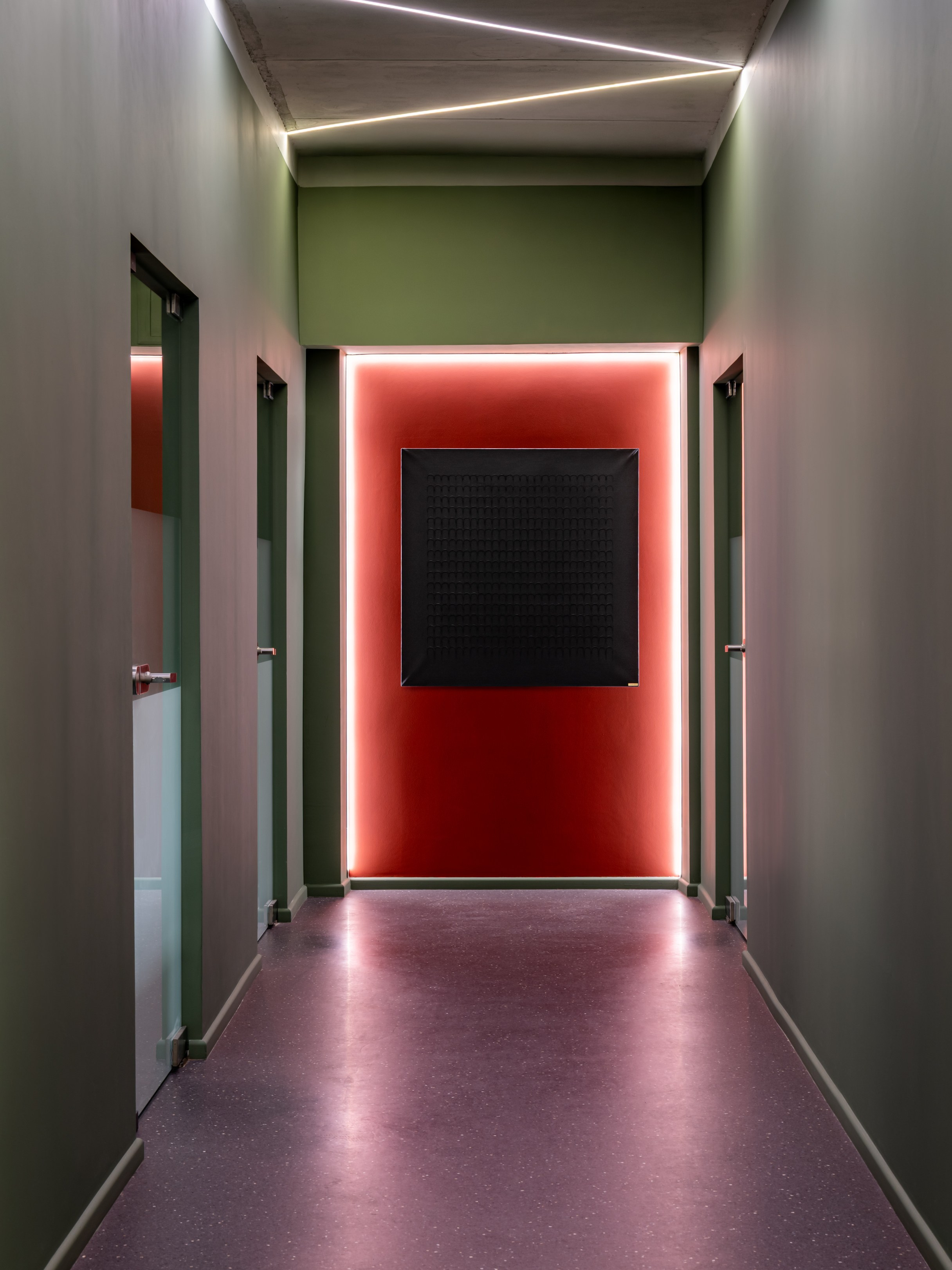 Дизайн интерьера офиса строительной компании в Екатеринбурге. Интерьерный фотограф. Фотограф архитектуры