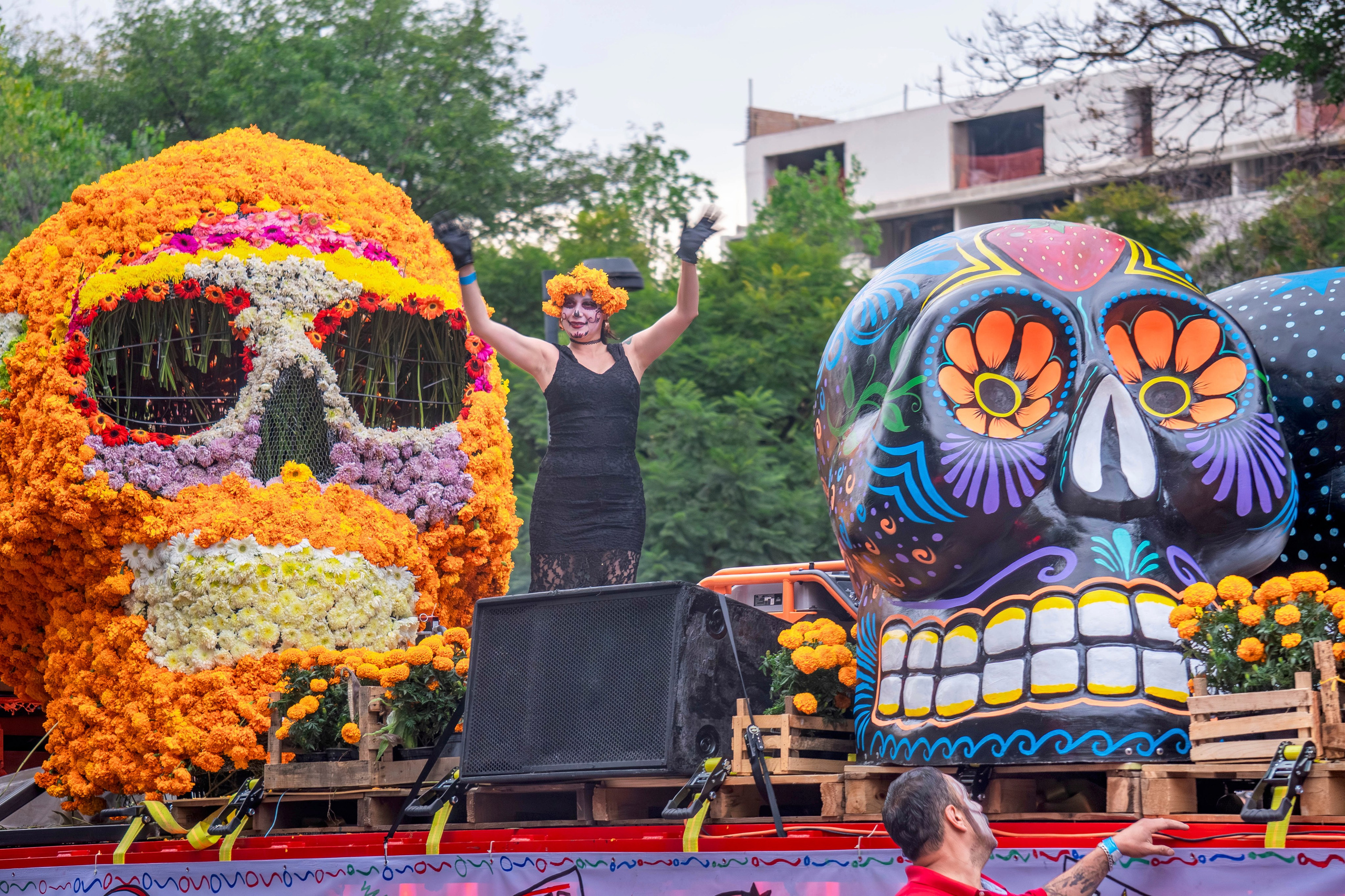Day of the Dead. Ofrenda & Parade. CDMX Photography | Alex Klenin| Portrait & Event Photographer