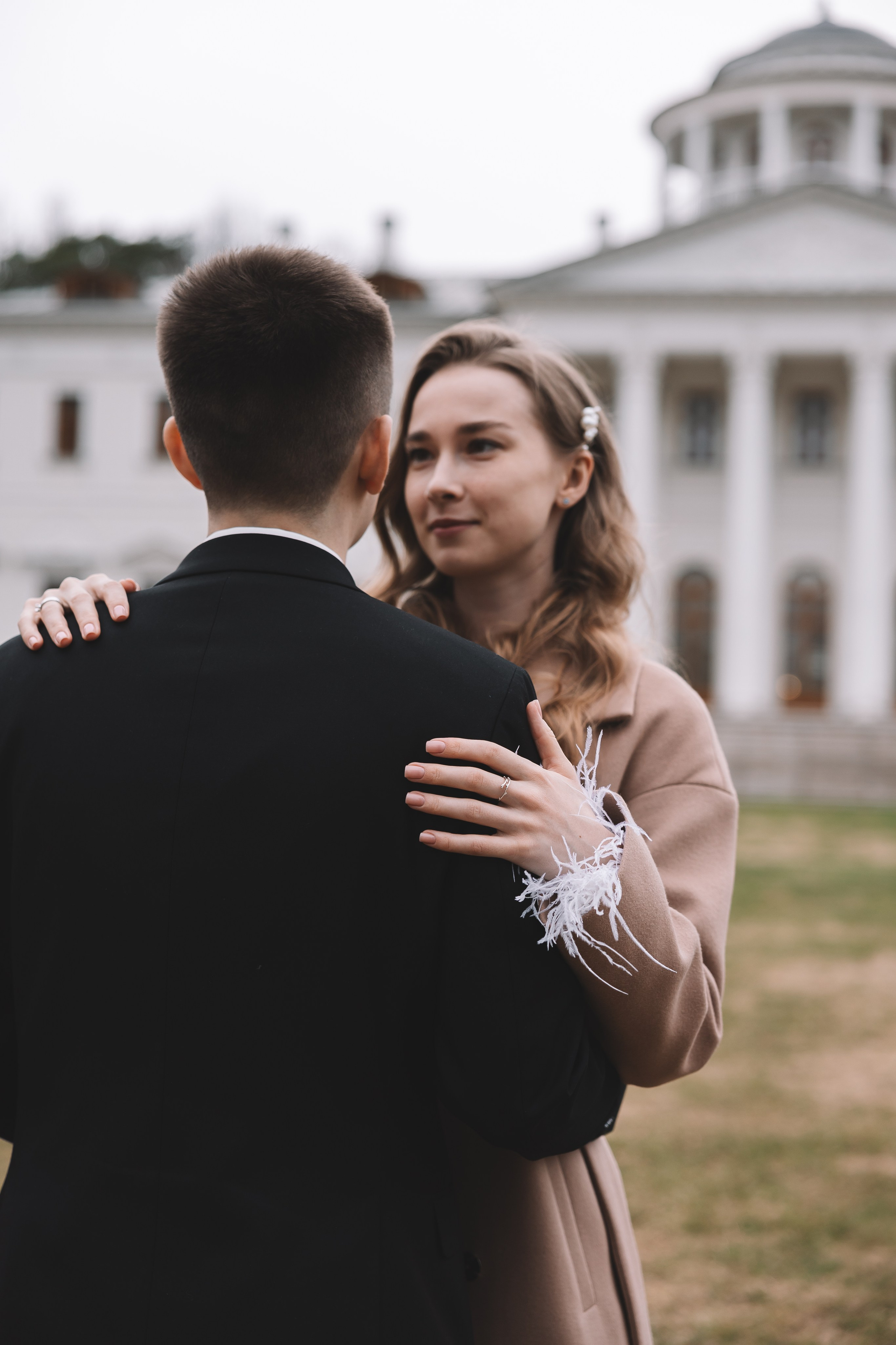 Свадебная фотосессия в Усадьбе Остафьево. Свадебный фотограф в Москве — Оскар Гелманов