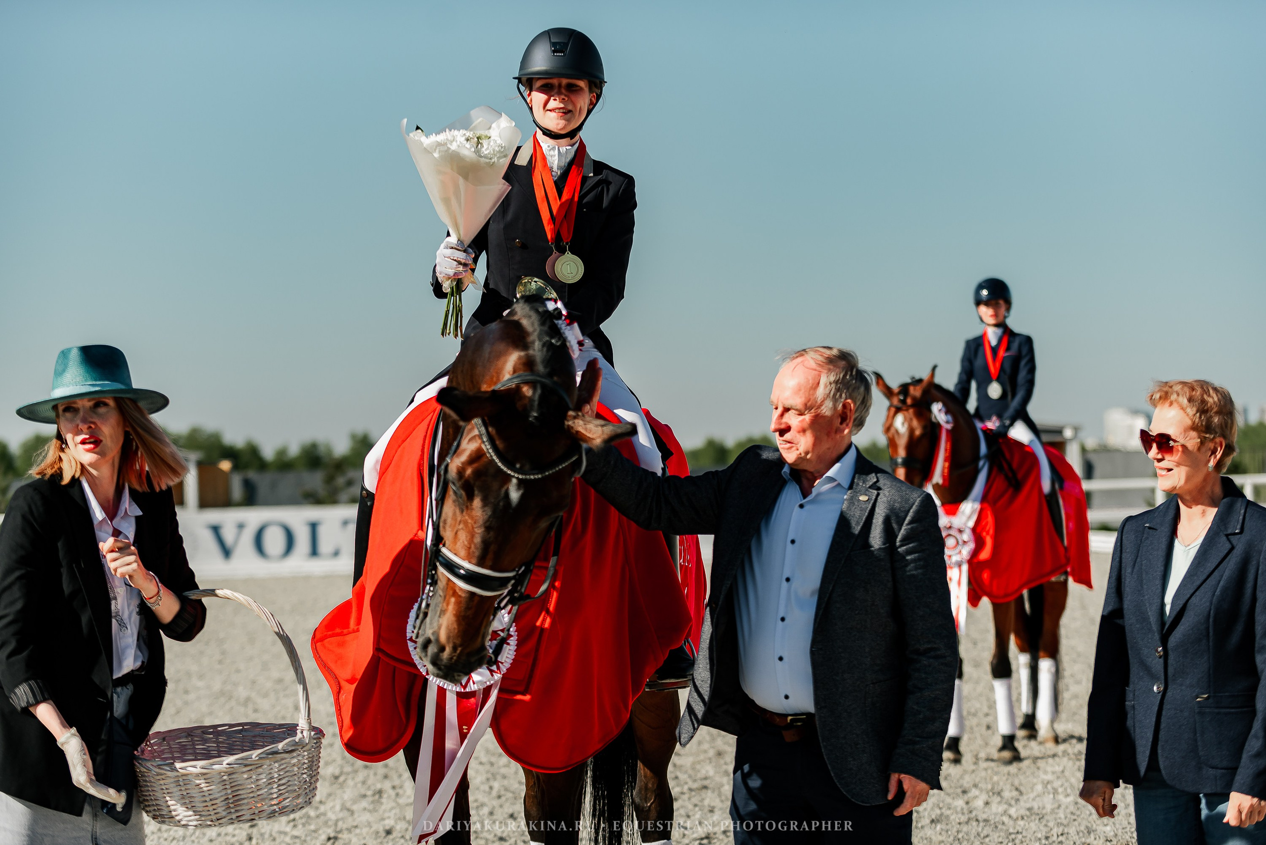 РЕПОРТАЖ МКК ВОЛЬТ «LA TULIPS». Конный фотограф Куракина Дарья • Фотосессии с лошадьми