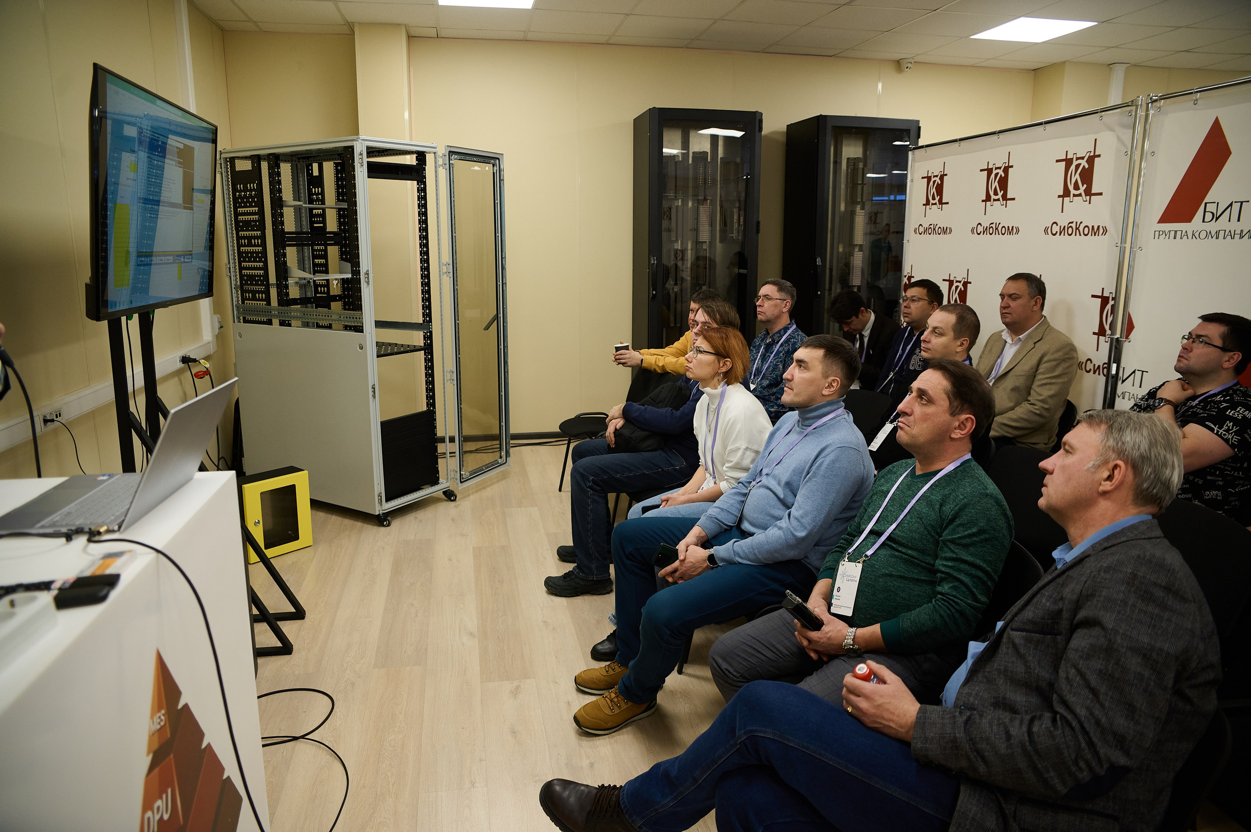 Репортажный фотограф на юбилей корпоратив, мероприятия в Уфе. Свадебный фотограф Тимур Хабибуллин