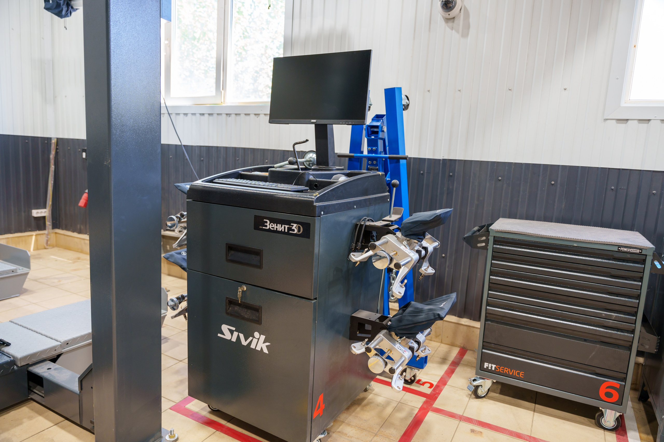 Интерьерная фотосъемка автосервиса Fit Service в Краснодаре — Профессиональная фотосъемка интерьера техцентра в Краснодаресеть СТО. Шедевры для Вас! Фотограф и Видеограф в Краснодаре Пахиев Руслан