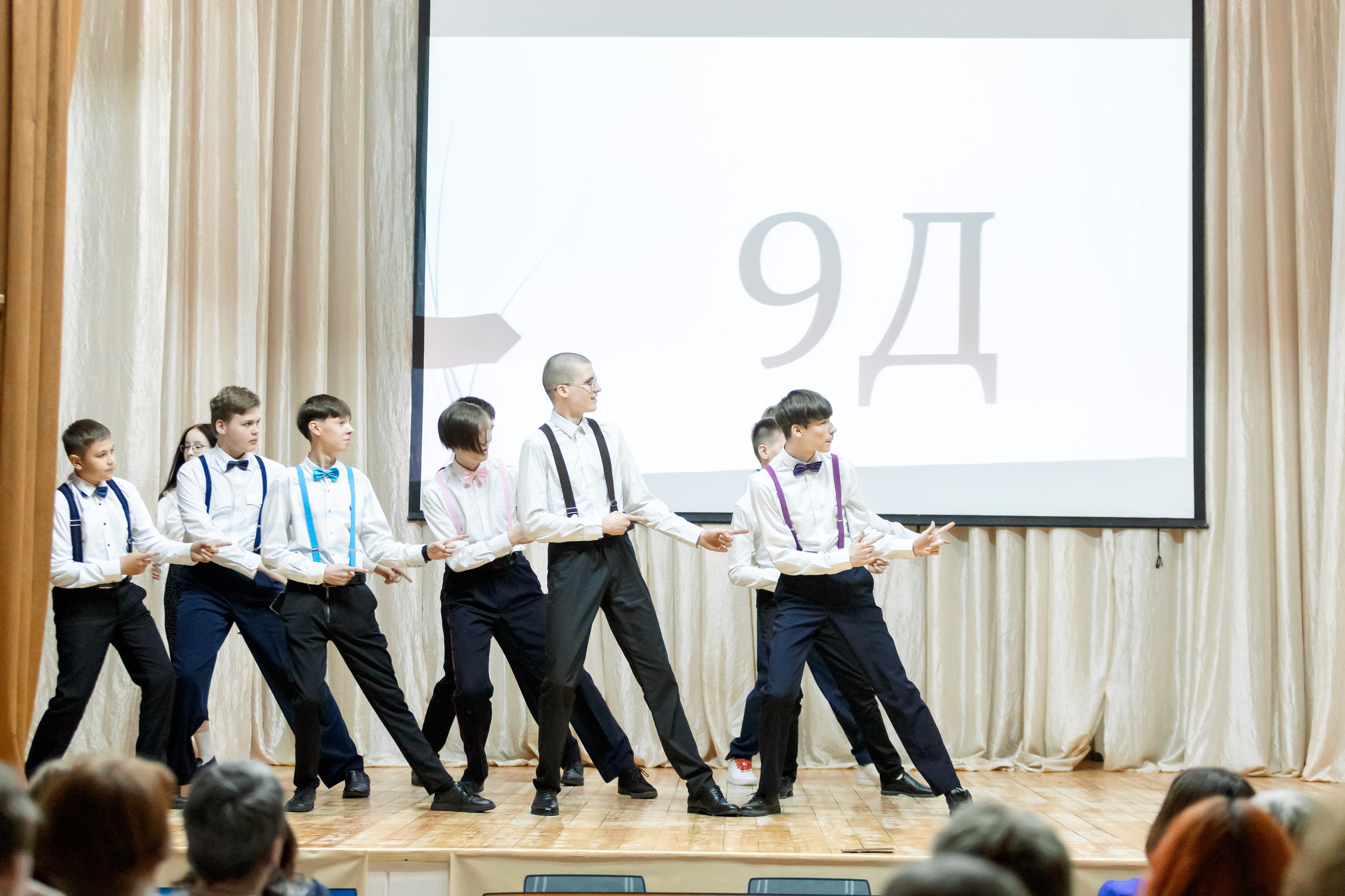 Выпускной шк 88 9-е кл. 24.05.2024. Свадебный и Семейный фотограф г. Ижевск Гульназ Солдатова. Гульназ фото