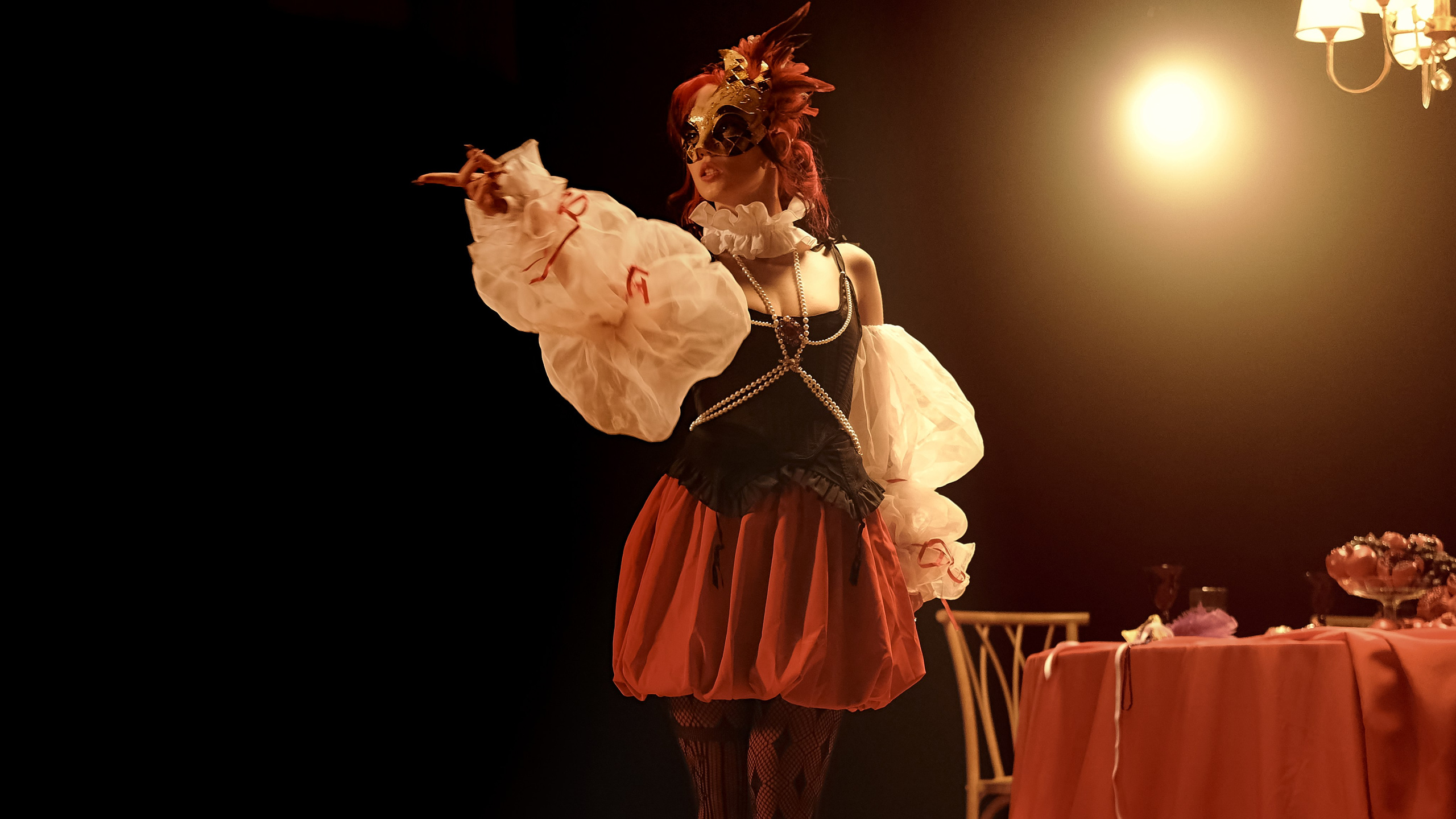 Elevate. Муз. клип «Маскарад». Сет дизайнер предметный фотограф в Москве Анна Андреева