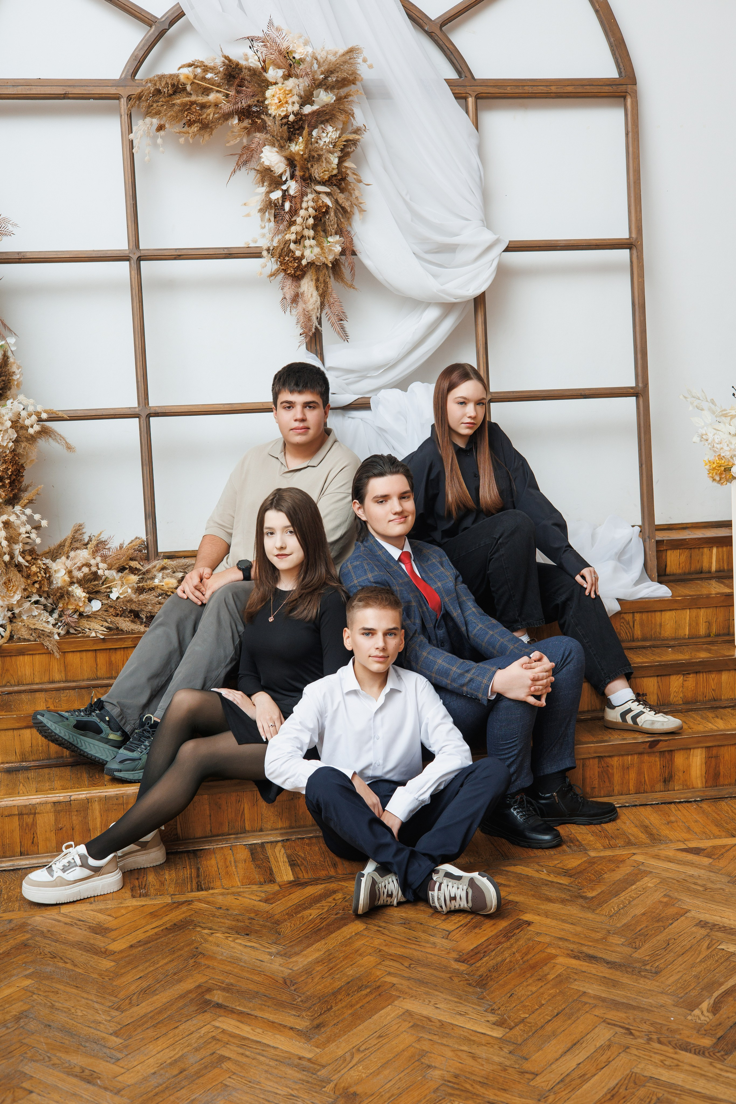 Локация для коллективных кадров № 5. Выпускные альбомы клевербук Воронеж