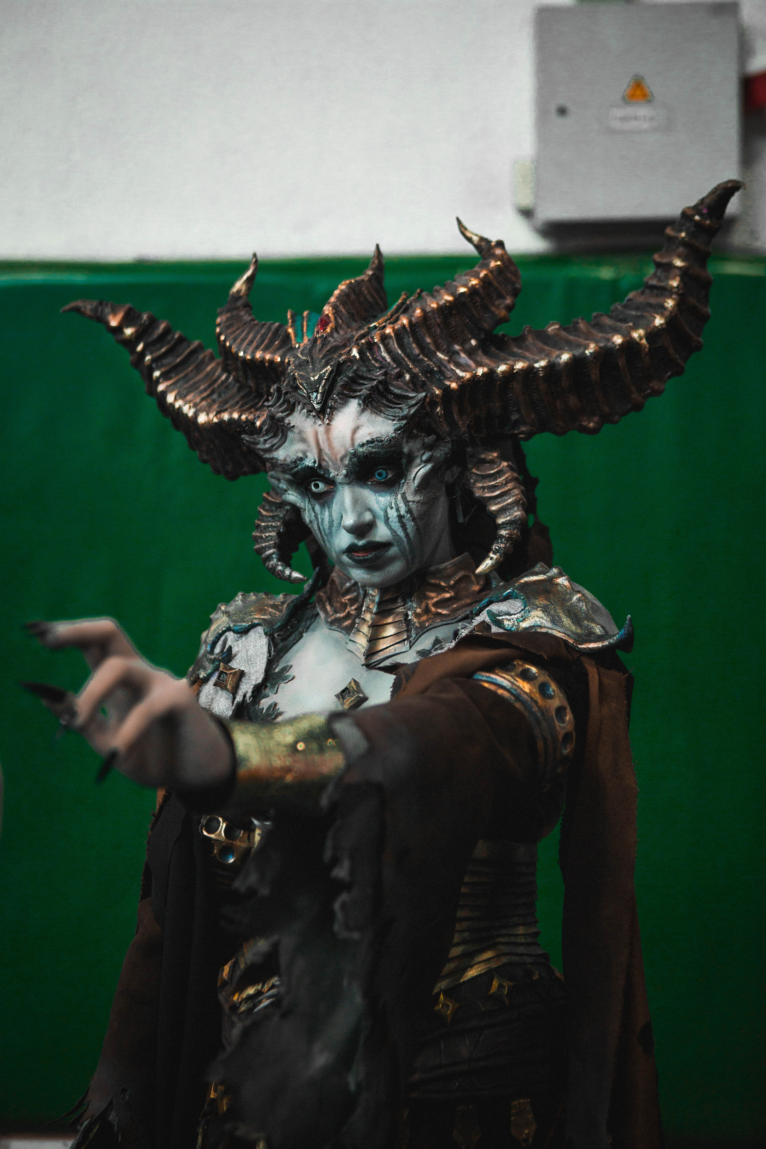 Тёмные Материи, 2026. Портретный фотограф в Минске