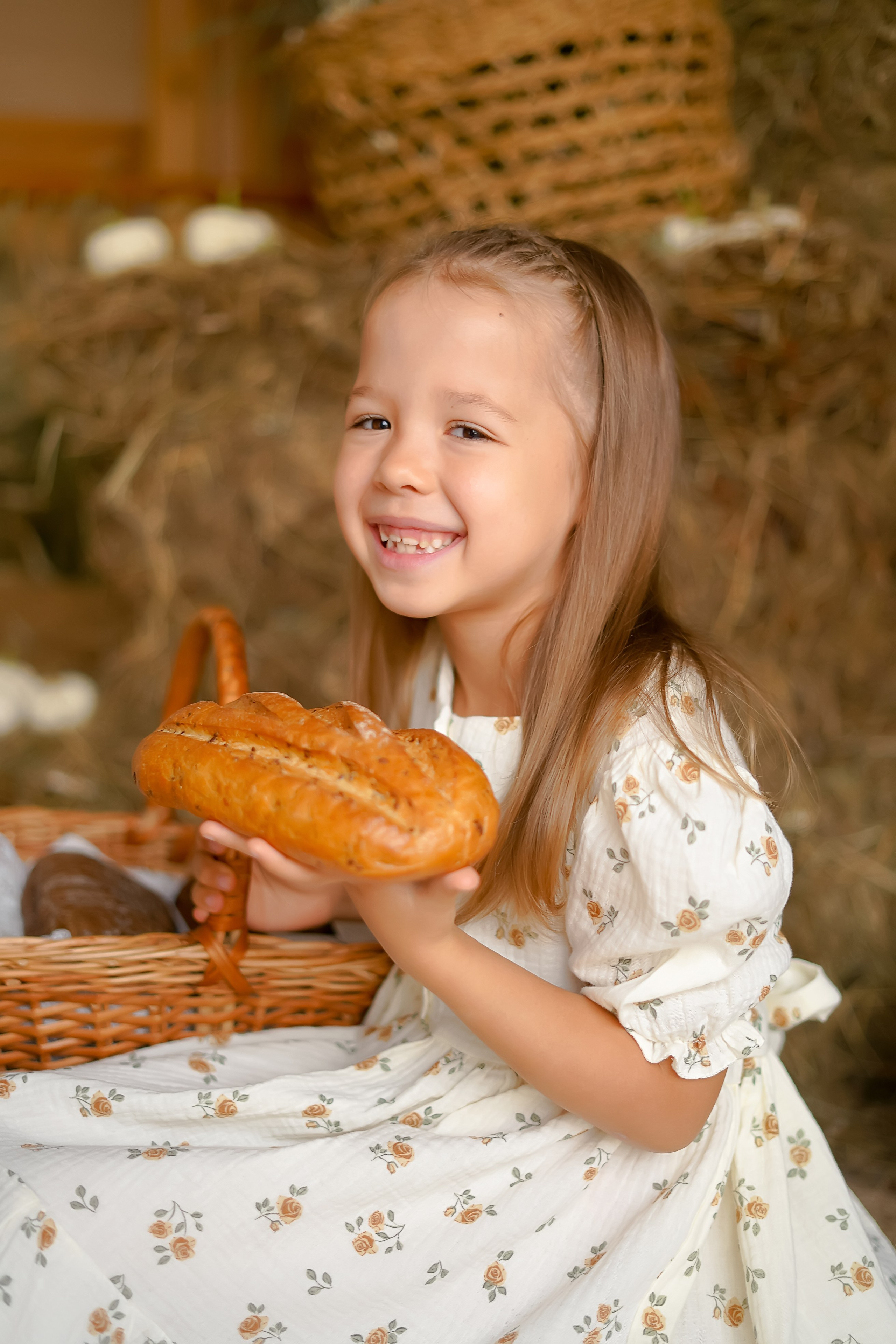 Девочки и ёжик. Фотограф Татьяна Митрофанова