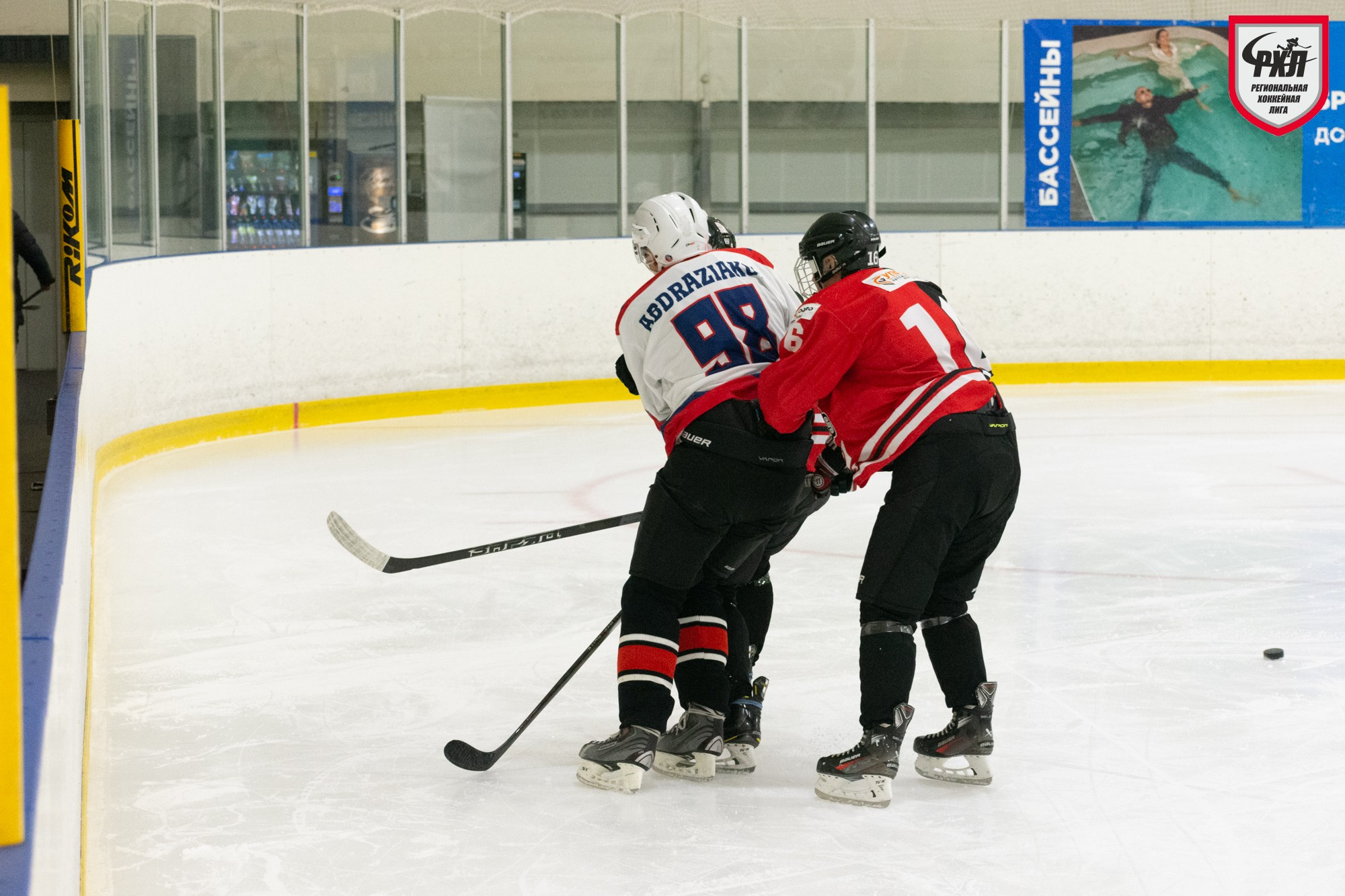 Хоккей. Фотограф Максим Буряк