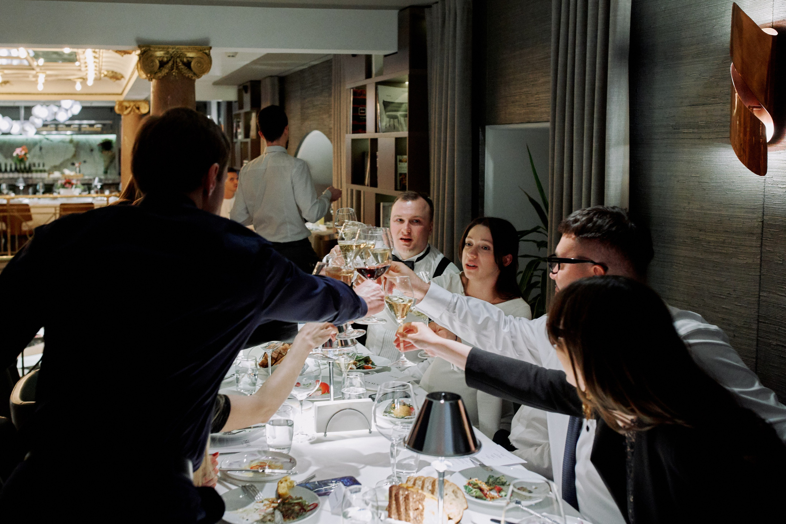 Праздничный ужин. Главная