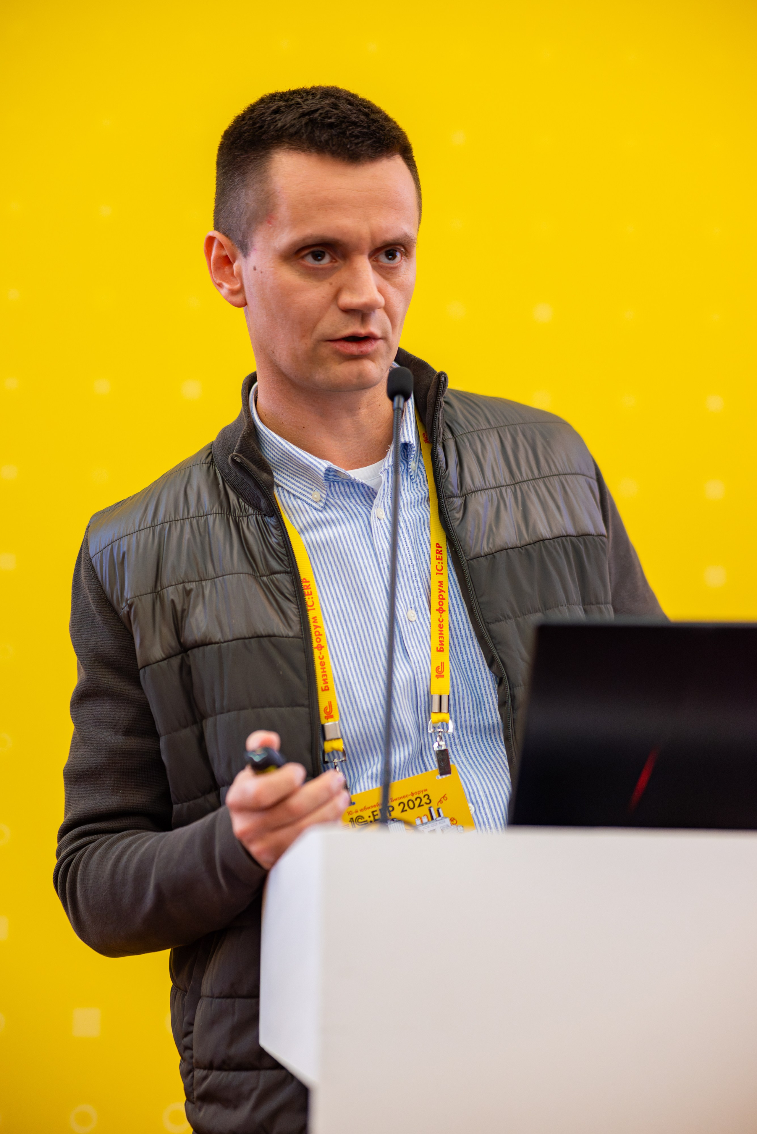 Форум 1С Крокус Сити Холл. Выпускные альбомы Москва и МО. Школьный и семейный фотограф