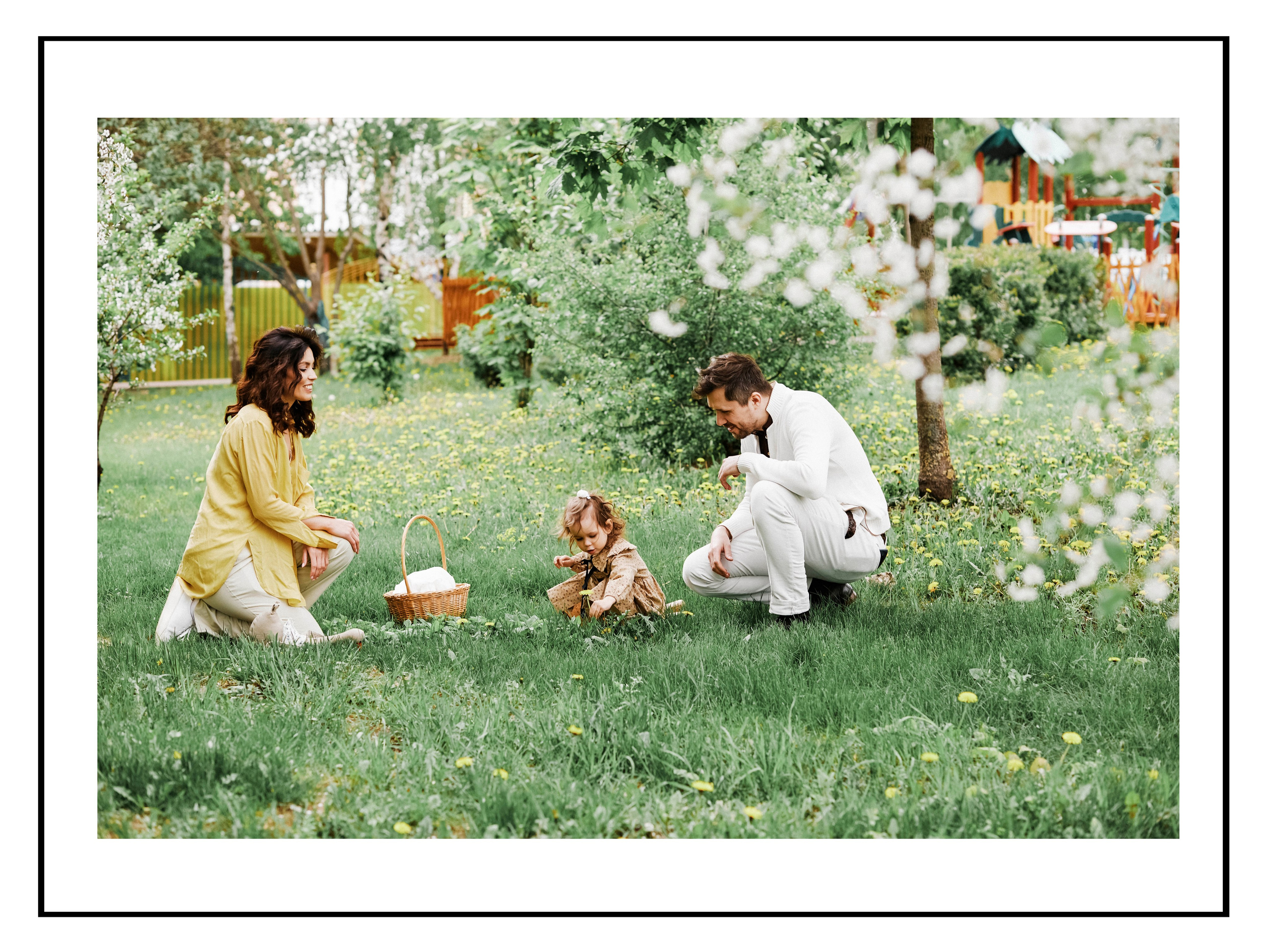 Цветущие яблони для Лили. Детский семейный фотограф в Москве Светлана Микадзе