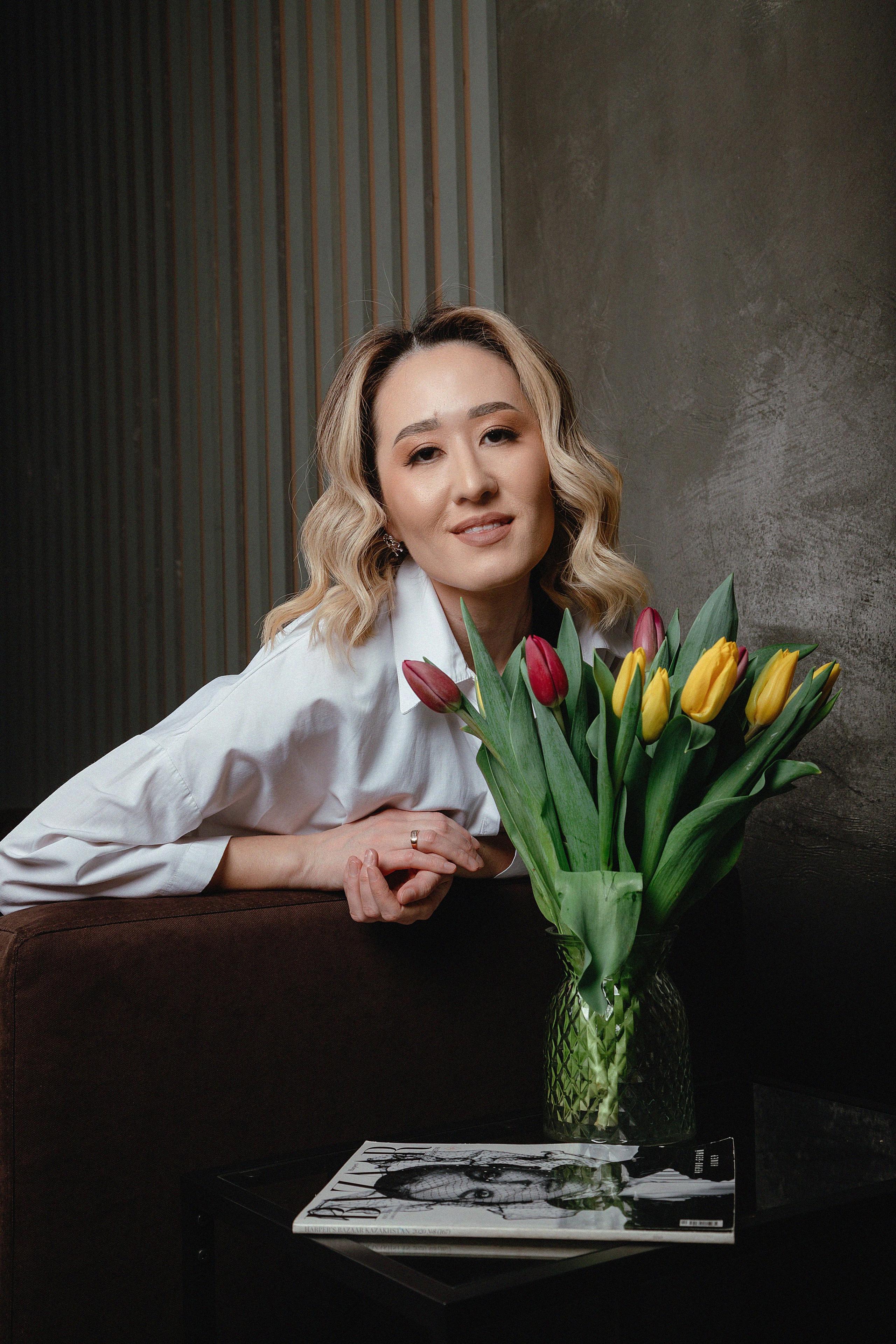 Фотосессия Нурбану в фотостудии LightHub. Свадебный, семейный и портретный фотограф в Алматы, Костанай