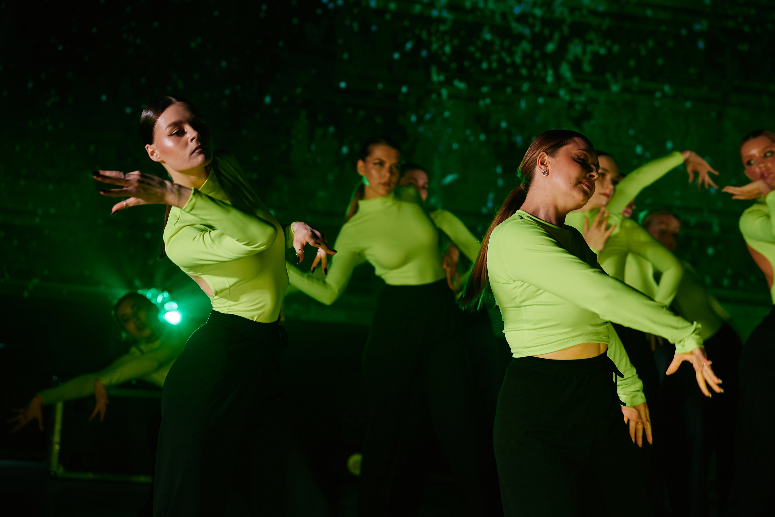 VIVA GLAM Отчетный концерт. Фотограф и видеограф в Кургане Леонид Корнильев