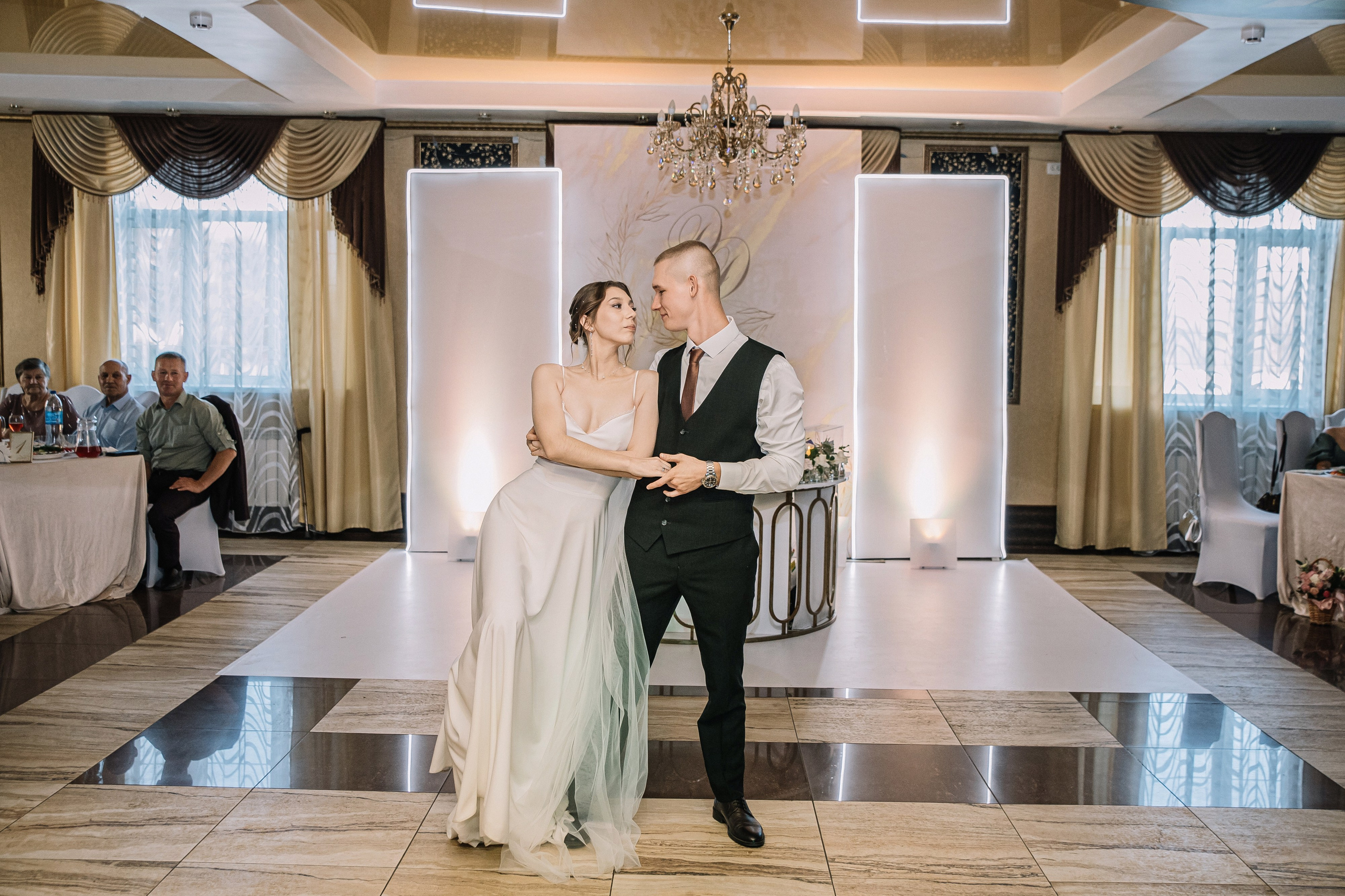 Данила и Даша. Свадебный и семейный фотограф Самара и Самарская область Дарья Зарипова