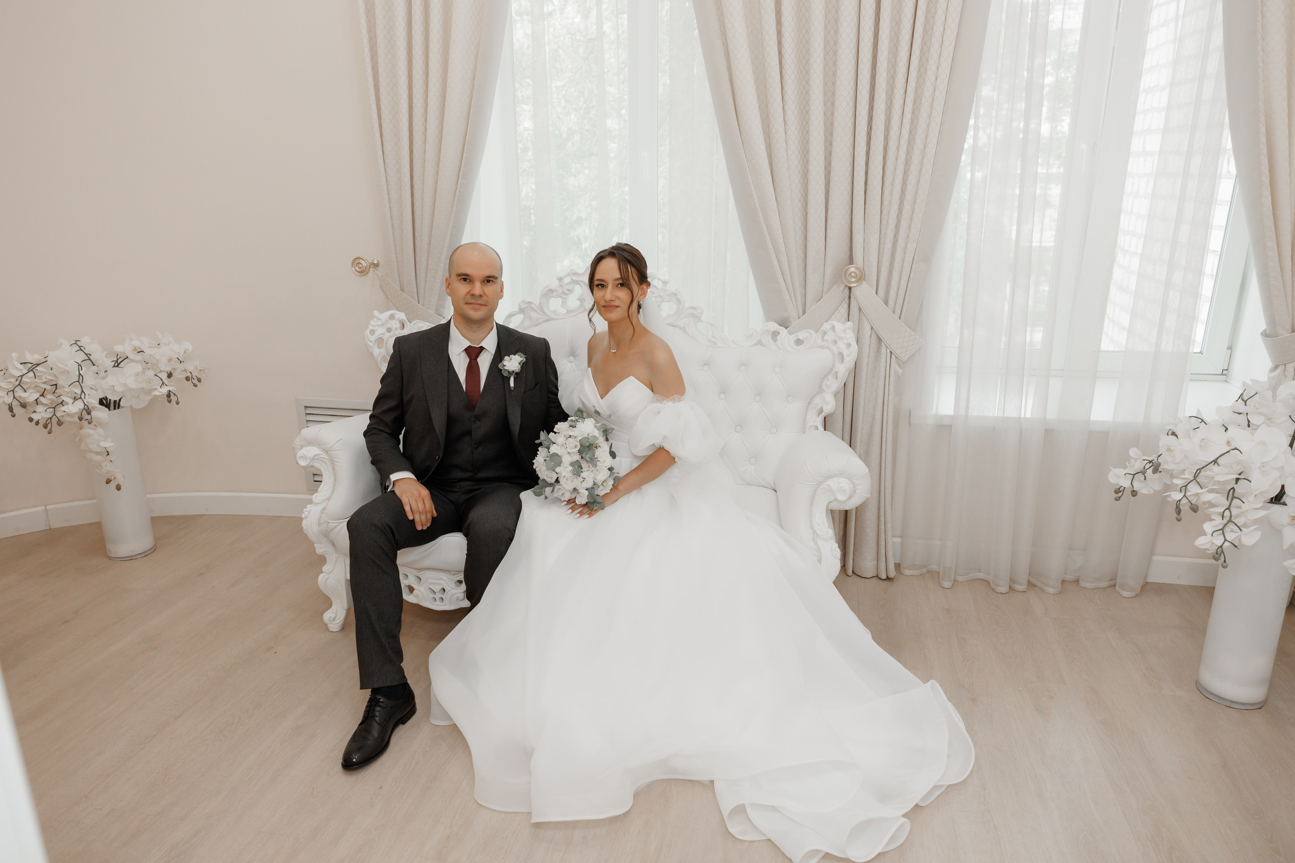 Полина и Дмитрий, загородный клуб «Барин», ЗАГС в г. Пушкино. Свадебный и репортажный фотограф (Москва, Королев и другие)