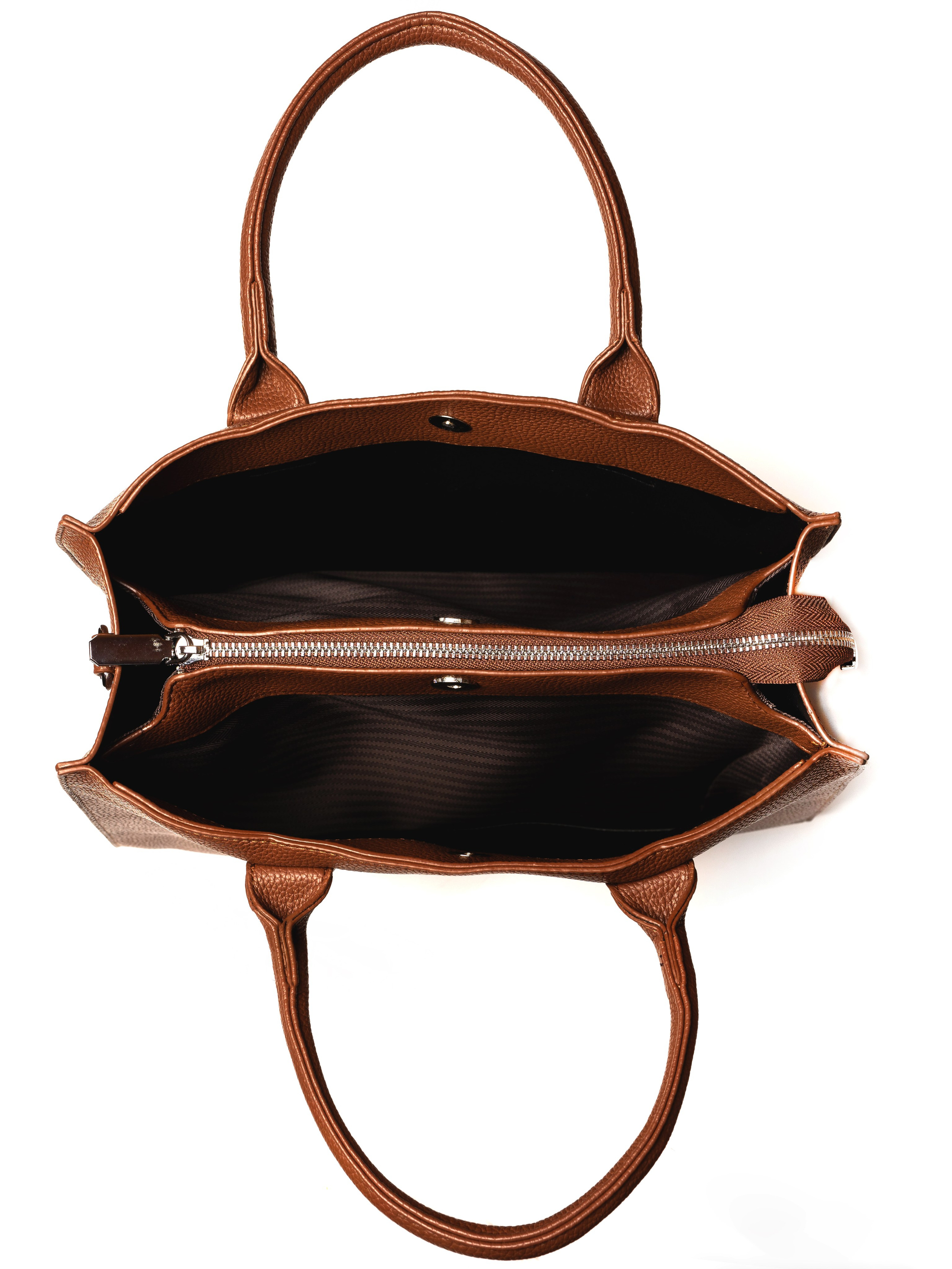 предметная фотосъемка коричневой сумки, вид сверху