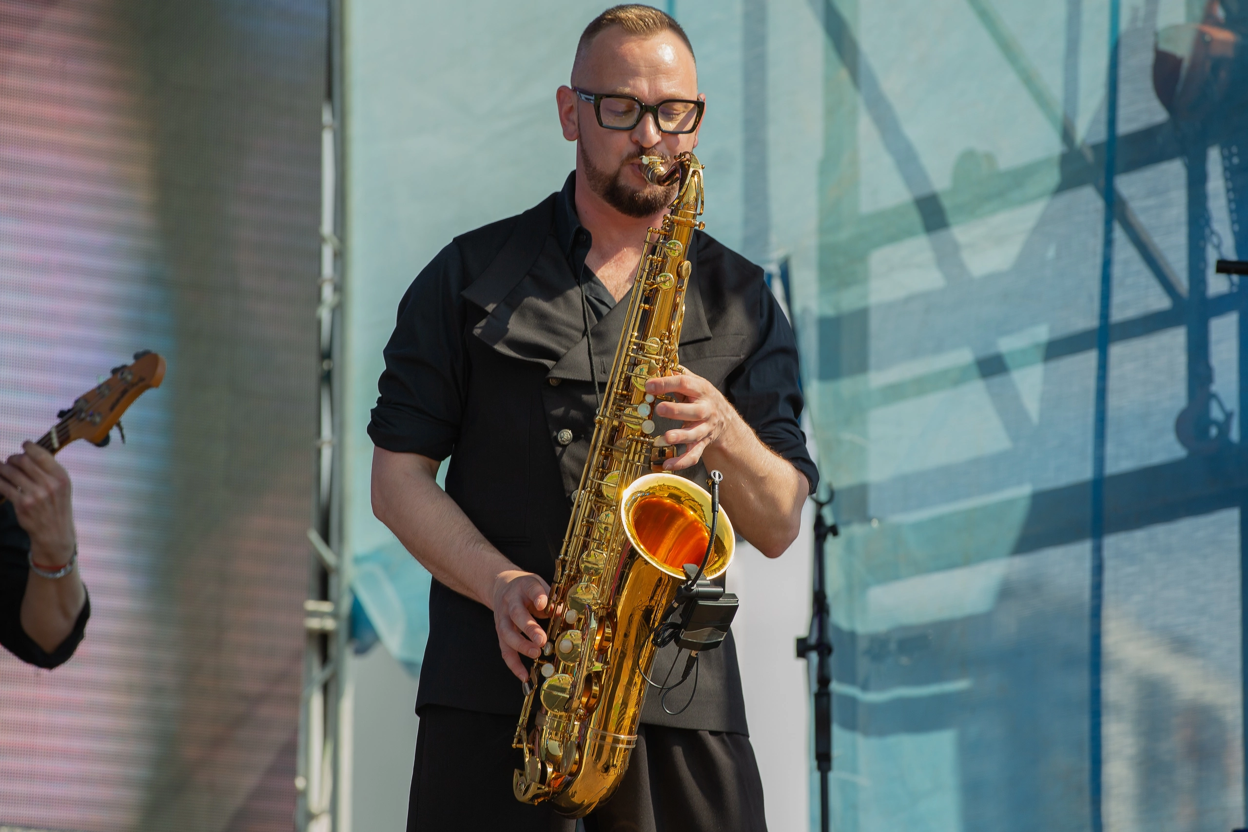 Джазовый фестиваль «Белые ночи в Купчино» 13.07. СУРОВЦЕВА project. Эстрадно-народный кавер-бэнд