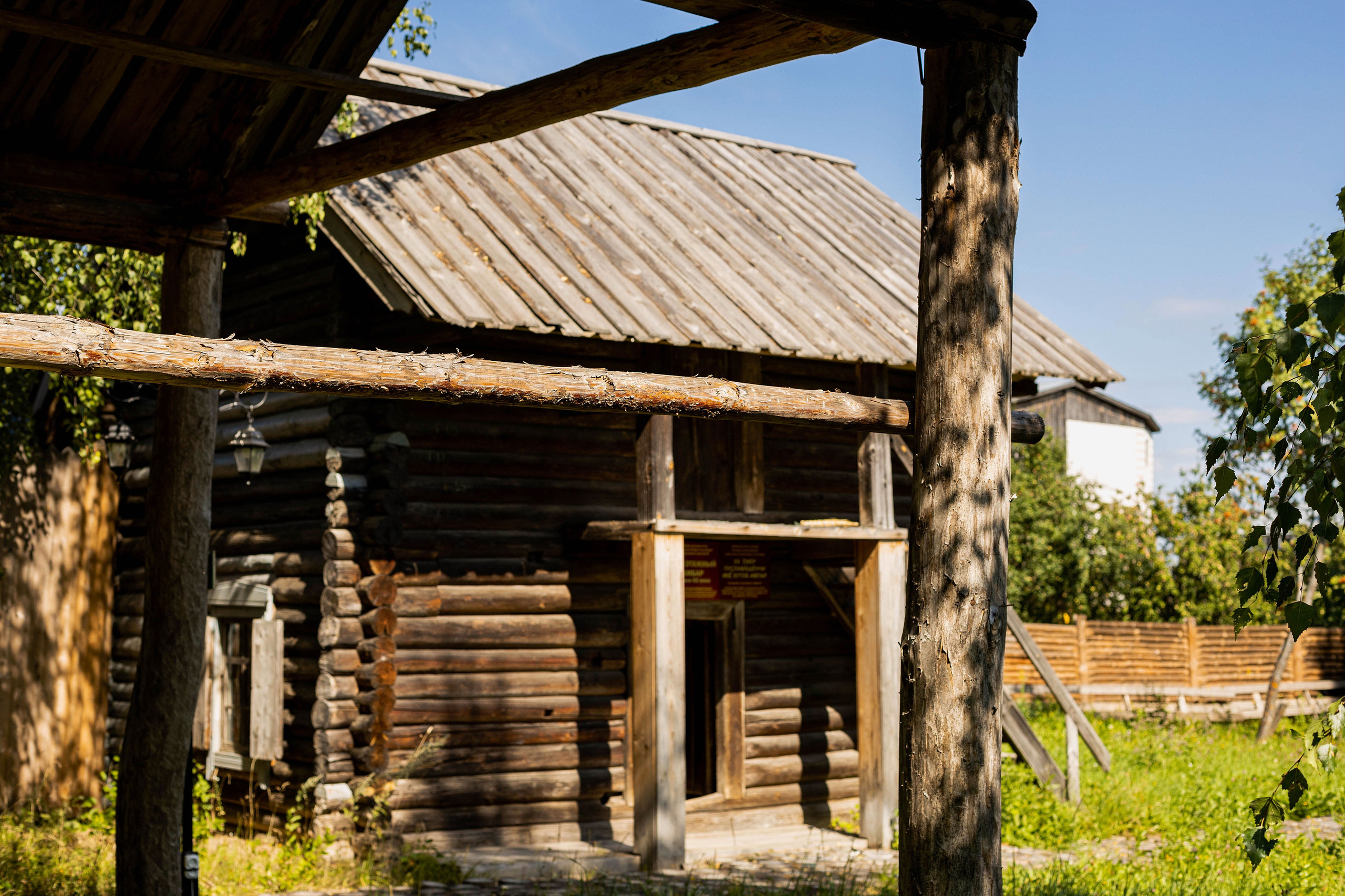 Фотосессия с Екатериной Анисимовой в Ибресинском этнографическом музее. Портретный и репортажный фотограф в Чебоксарах Андриян Чаркин