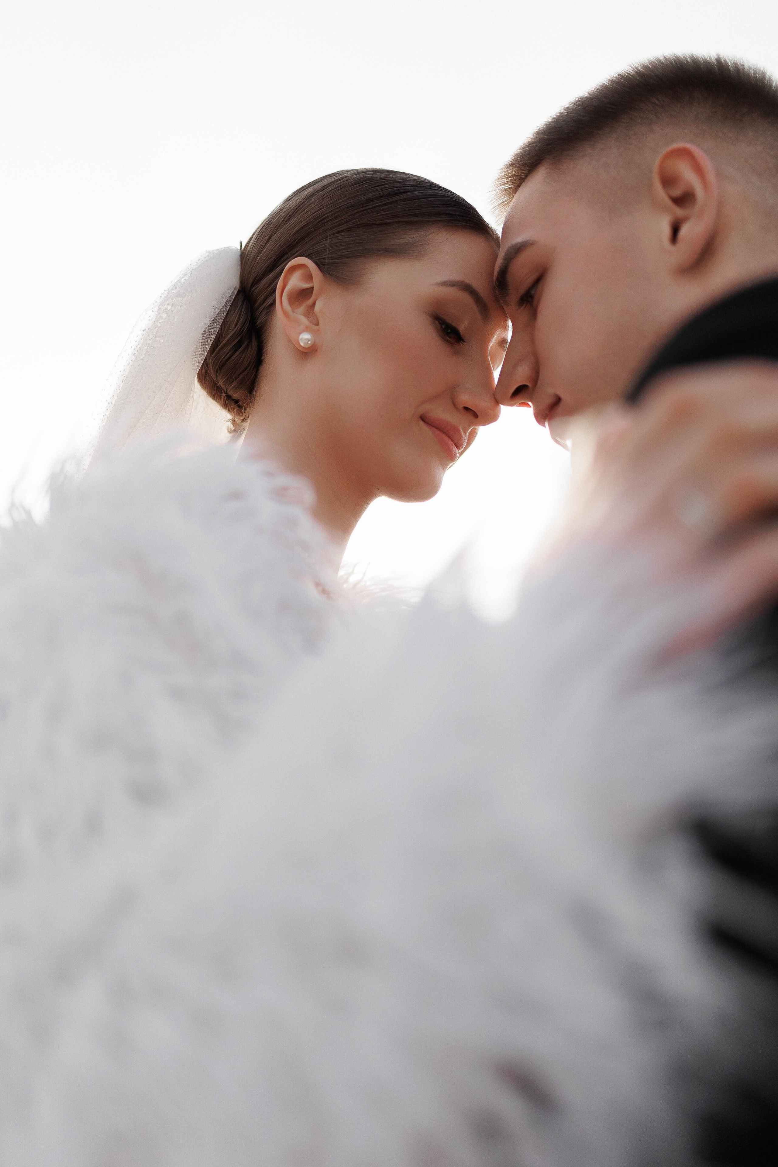 ···. Свадебный фотограф в Санкт-Петербурге Александра Чукавина