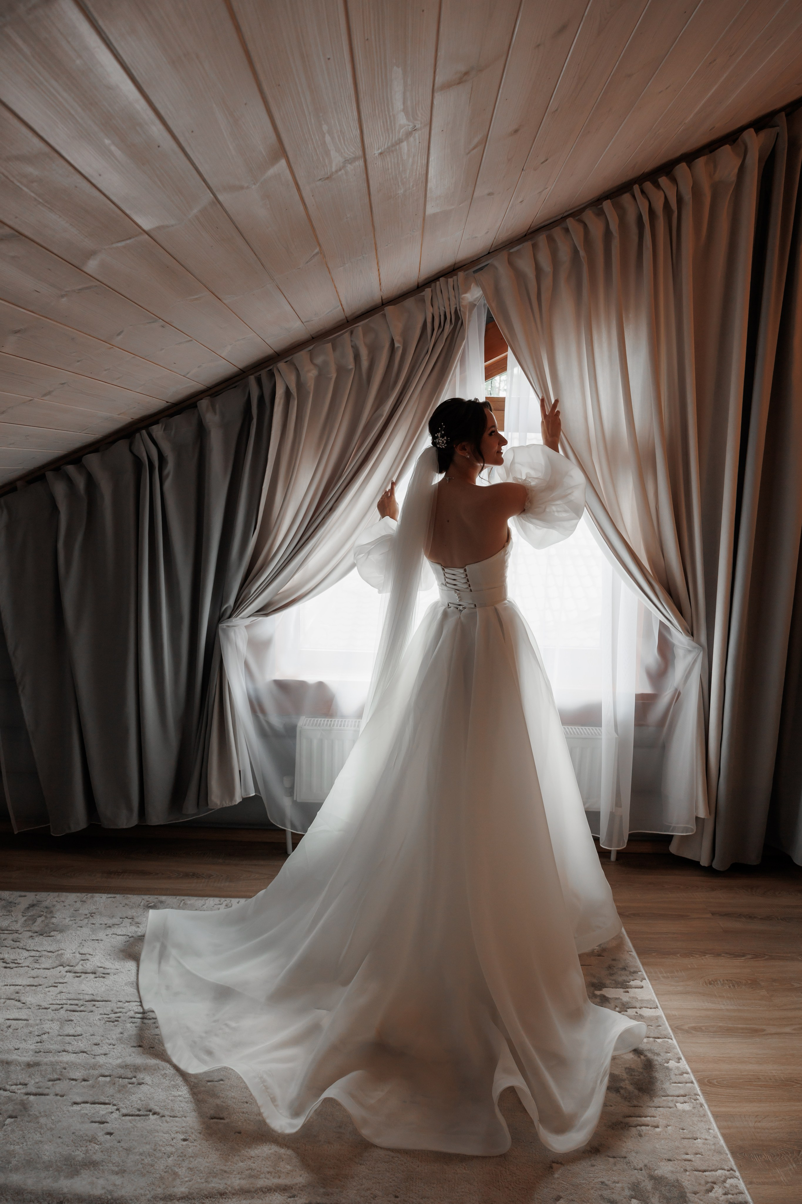 Полина и Дмитрий, загородный клуб «Барин», ЗАГС в г. Пушкино. Свадебный и репортажный фотограф (Москва, Королев и другие)