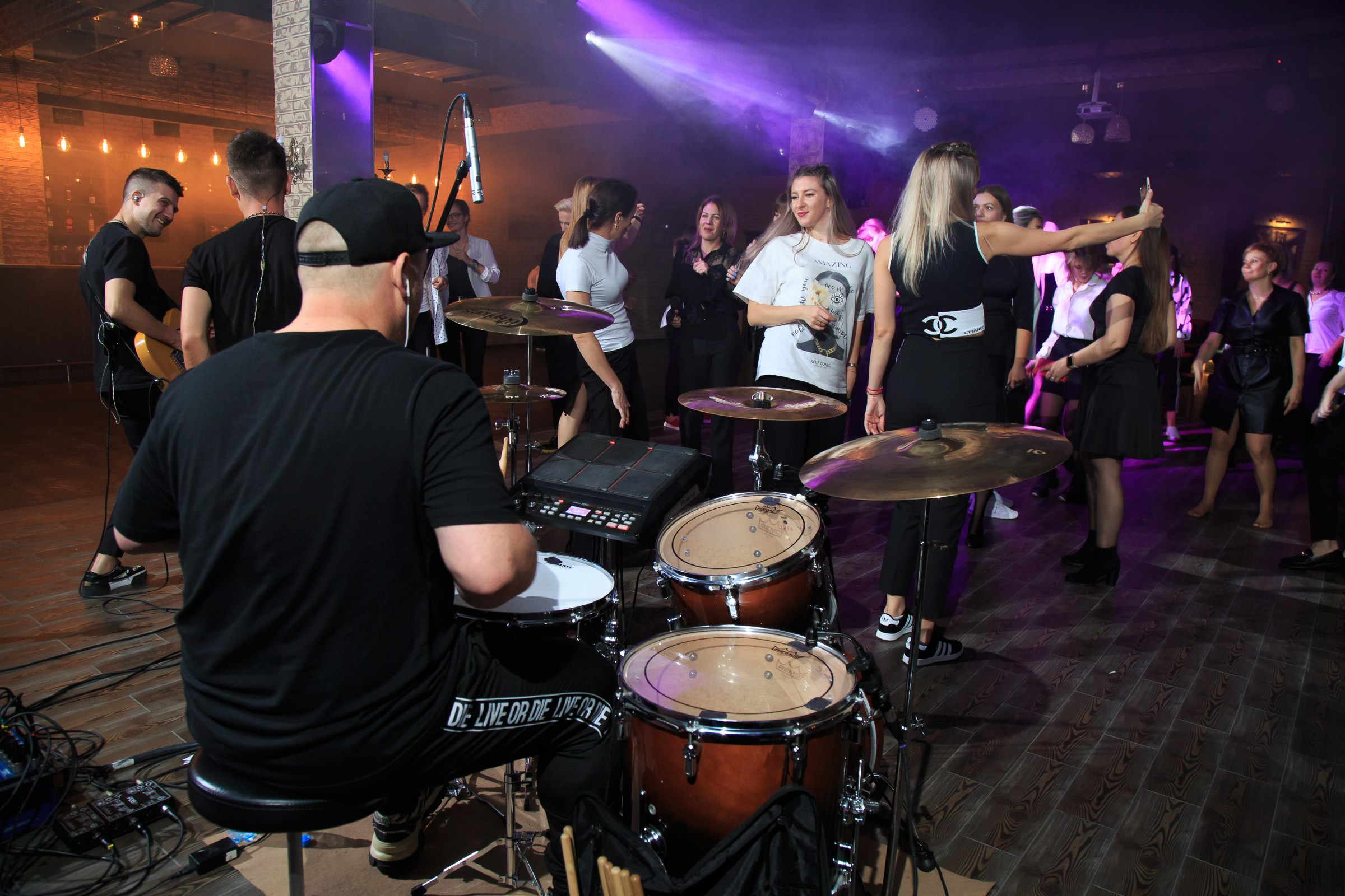 Открытие караоке клуба Mozguhose. Репортажный и свадебный фотограф Пятигорск и КМВ