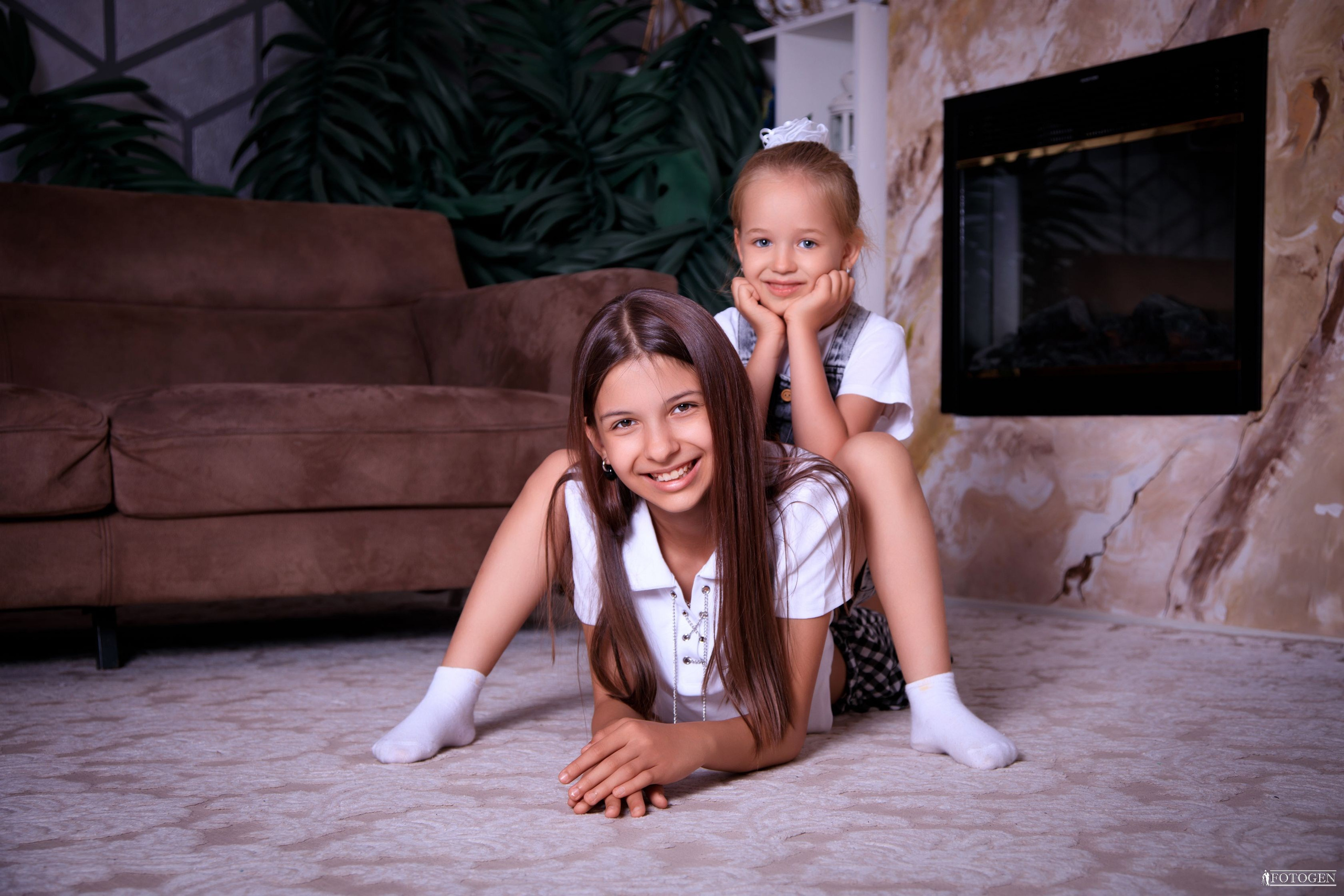 Фотосессия Девочек до 10 лет в Интерьере — Fotogen. Интерьерная фотостудия FOTOGEN г. Краснодар