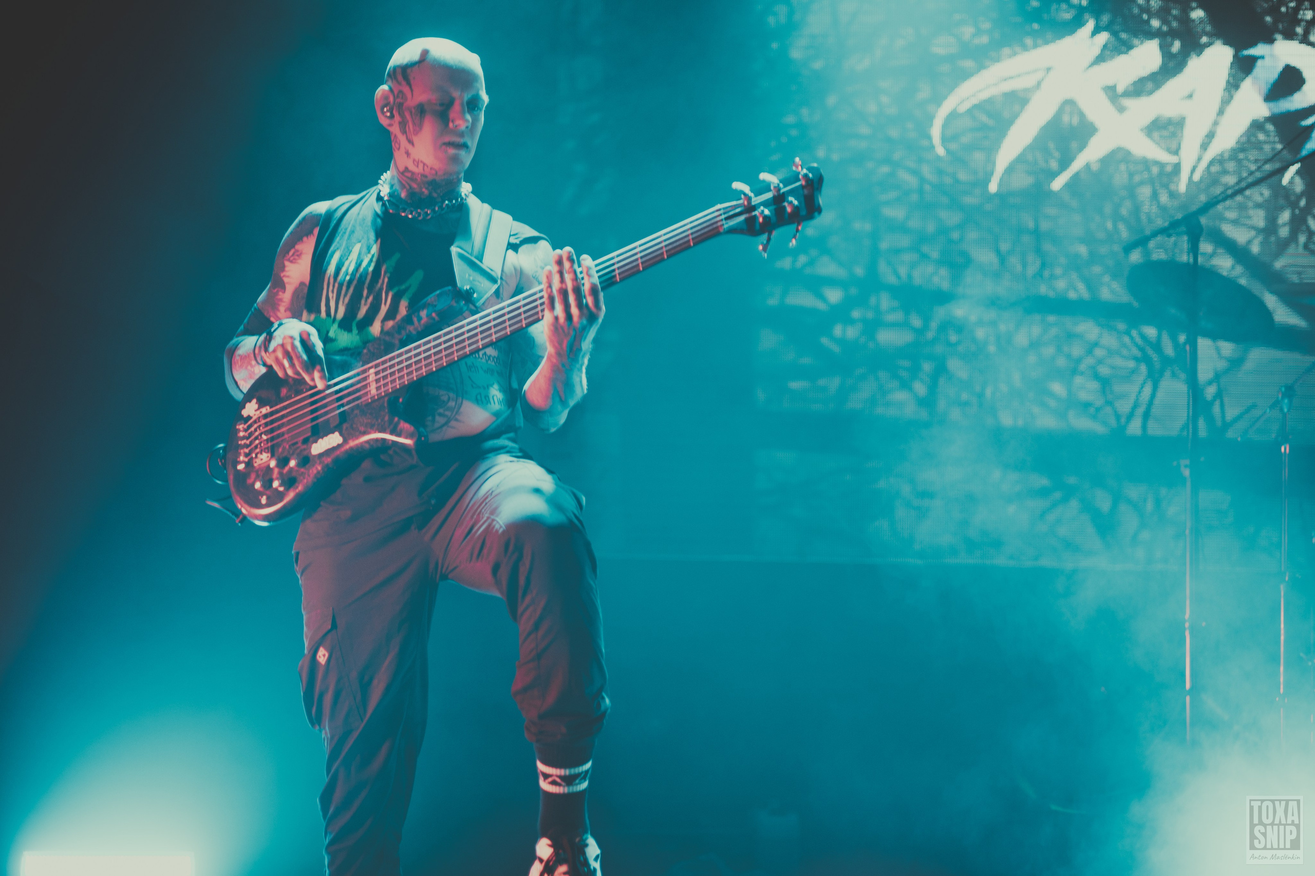 Концерт группы KAPRANOV в Москве (04.04.2025). Toxasnip Photo | Anton Maslenkin