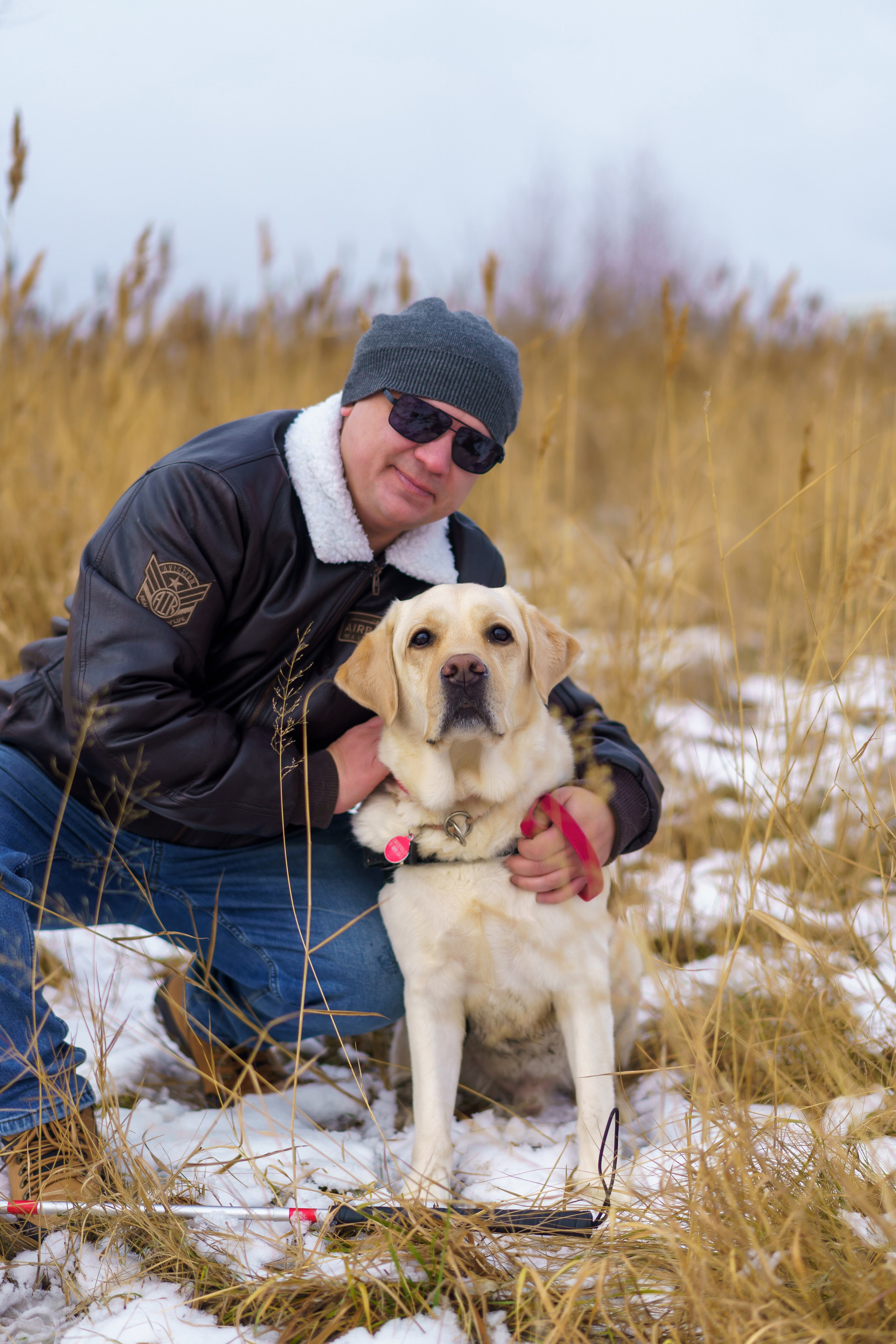 Юрий и собака-поводырь Ямал. Фотограф Челябинск · Ольга Серебрякова