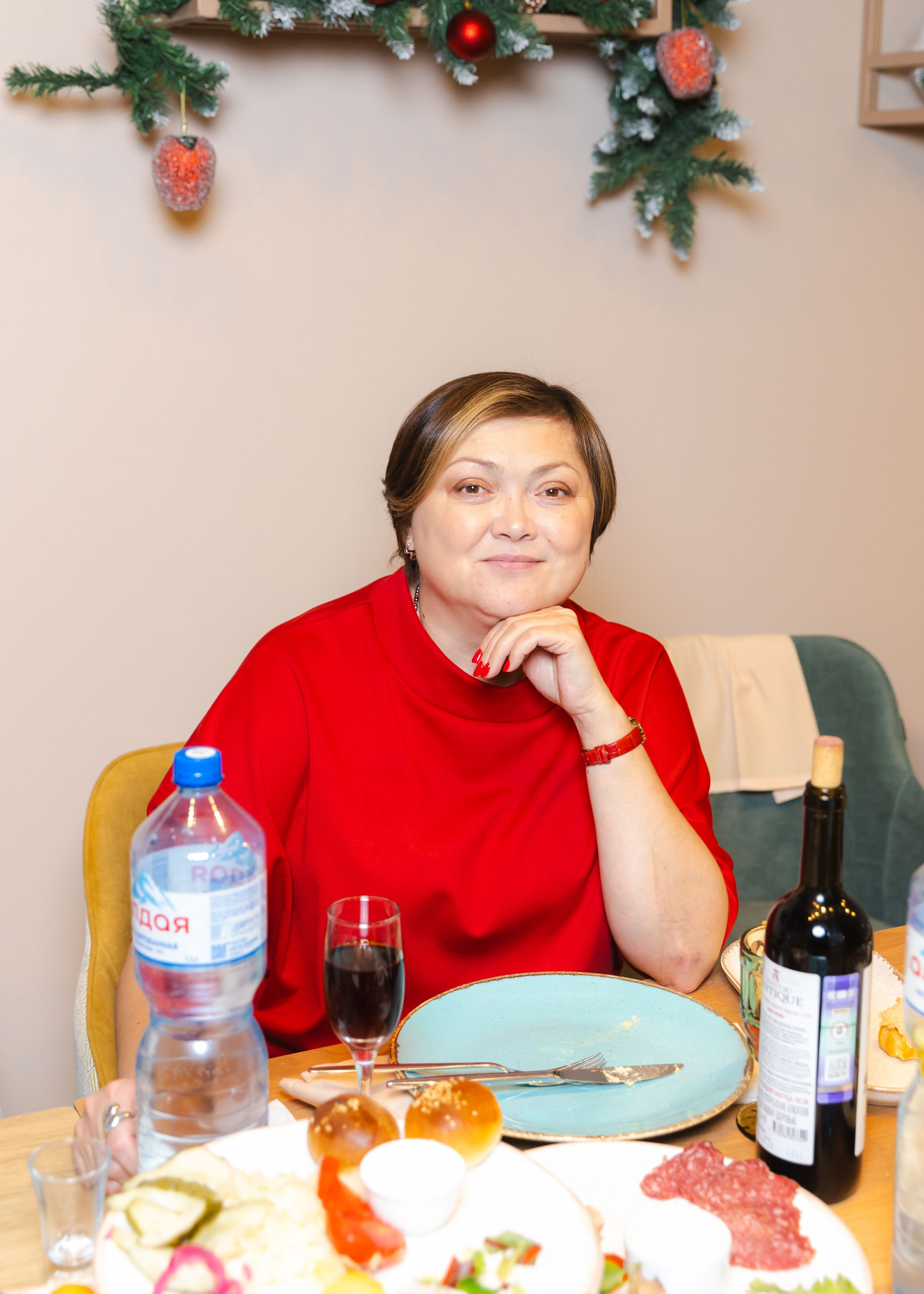 Предновогодка кипарис 2025. ФОТОГРАФ ВИНОГРАДОВА ДАРЬЯ