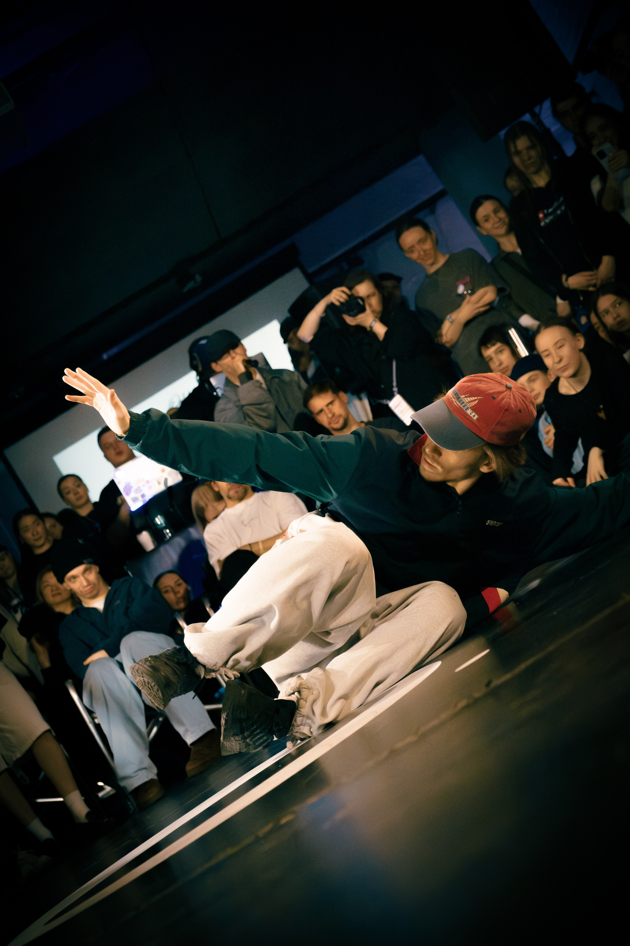 ODD BATTLE 04/05 (@youlovebu). Соня бу тебя сфоткала