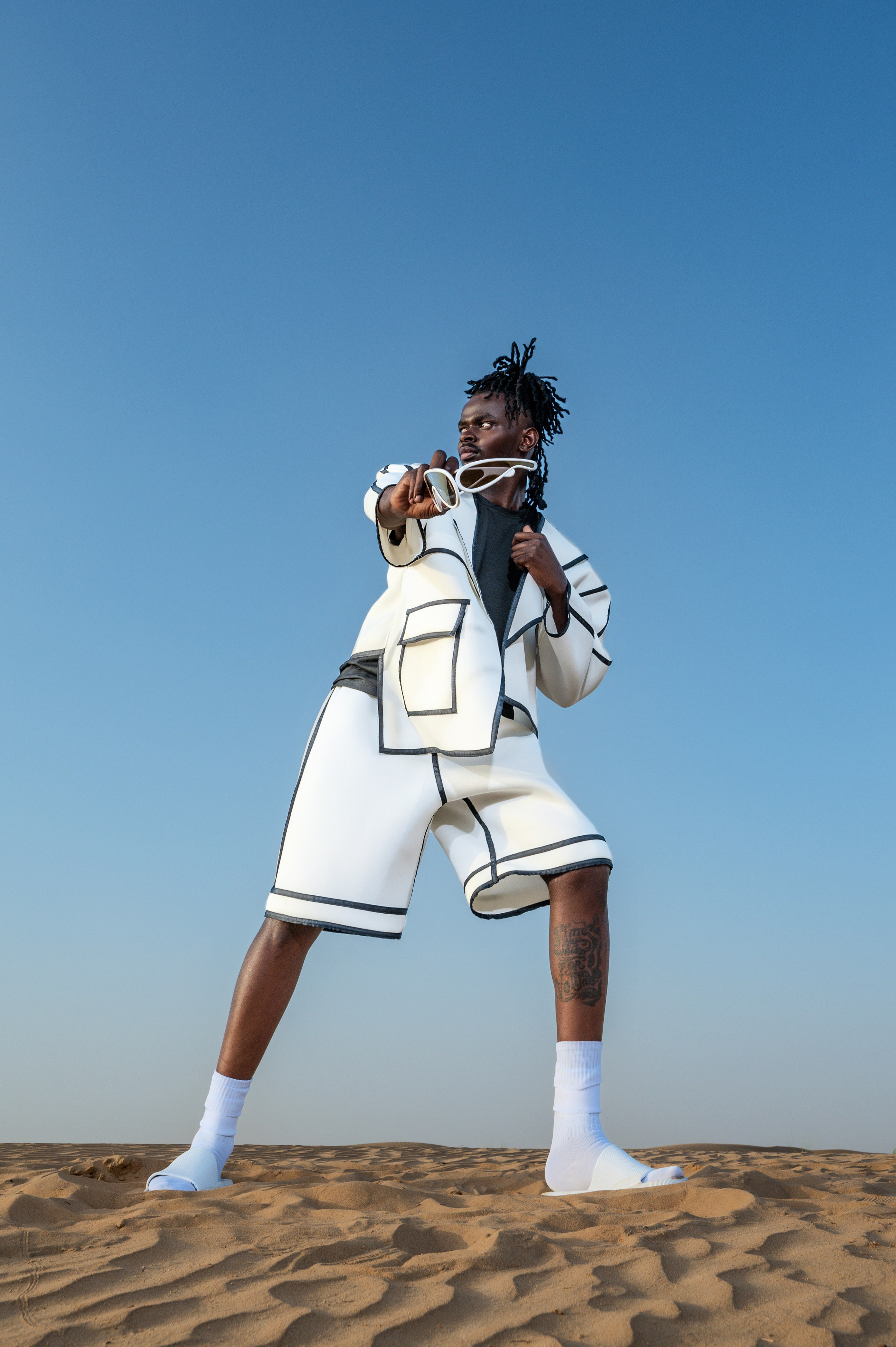 Lucky “straight lines”. Коммерческий фотограф Москва /Дубай, эксклюзивные фэшн фотосессии