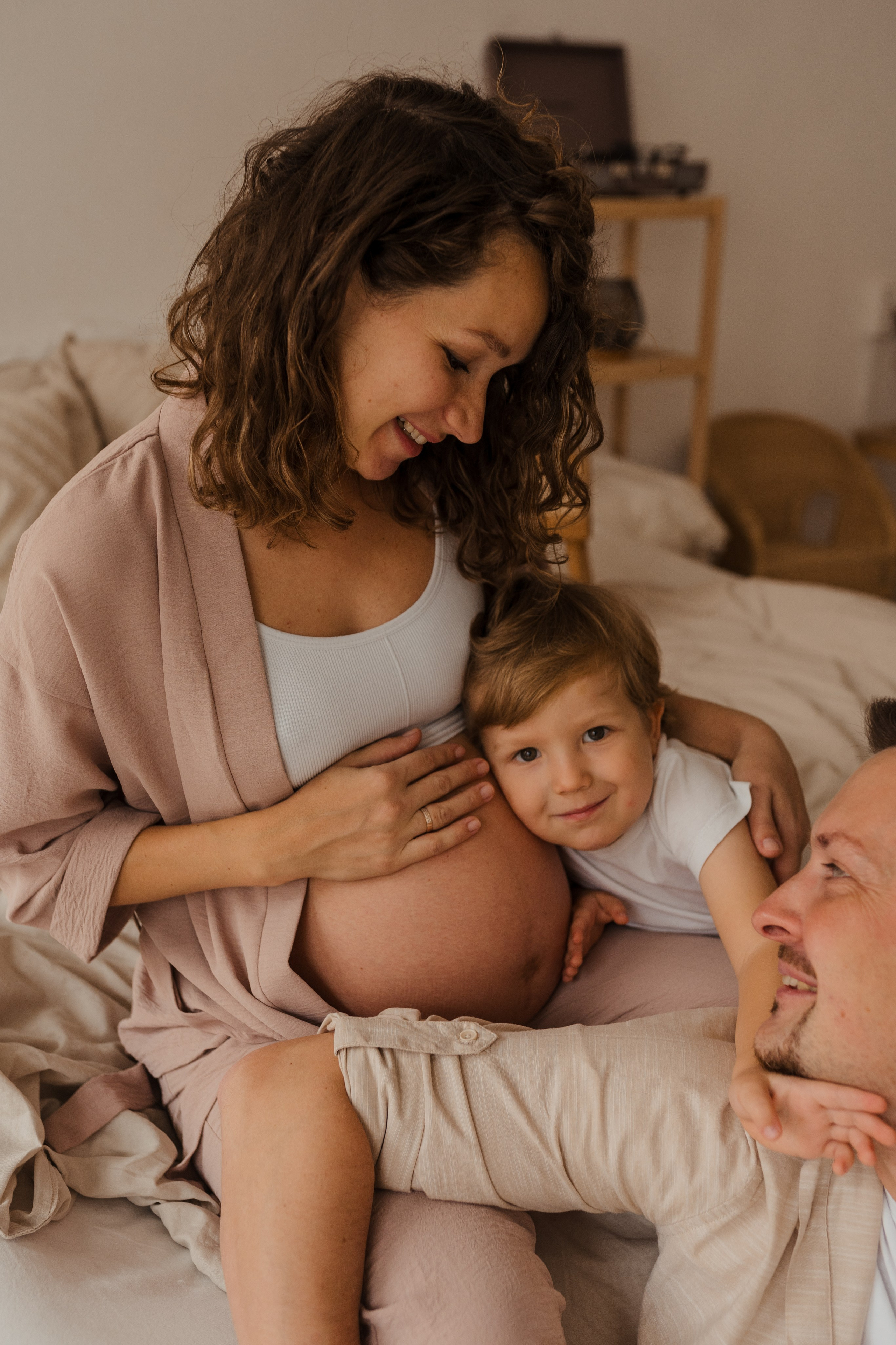 Семейная фотосессия в студии в Москве, семейный фотограф Анна Полушина. Свадебный фотограф в Москве Анна Полушина