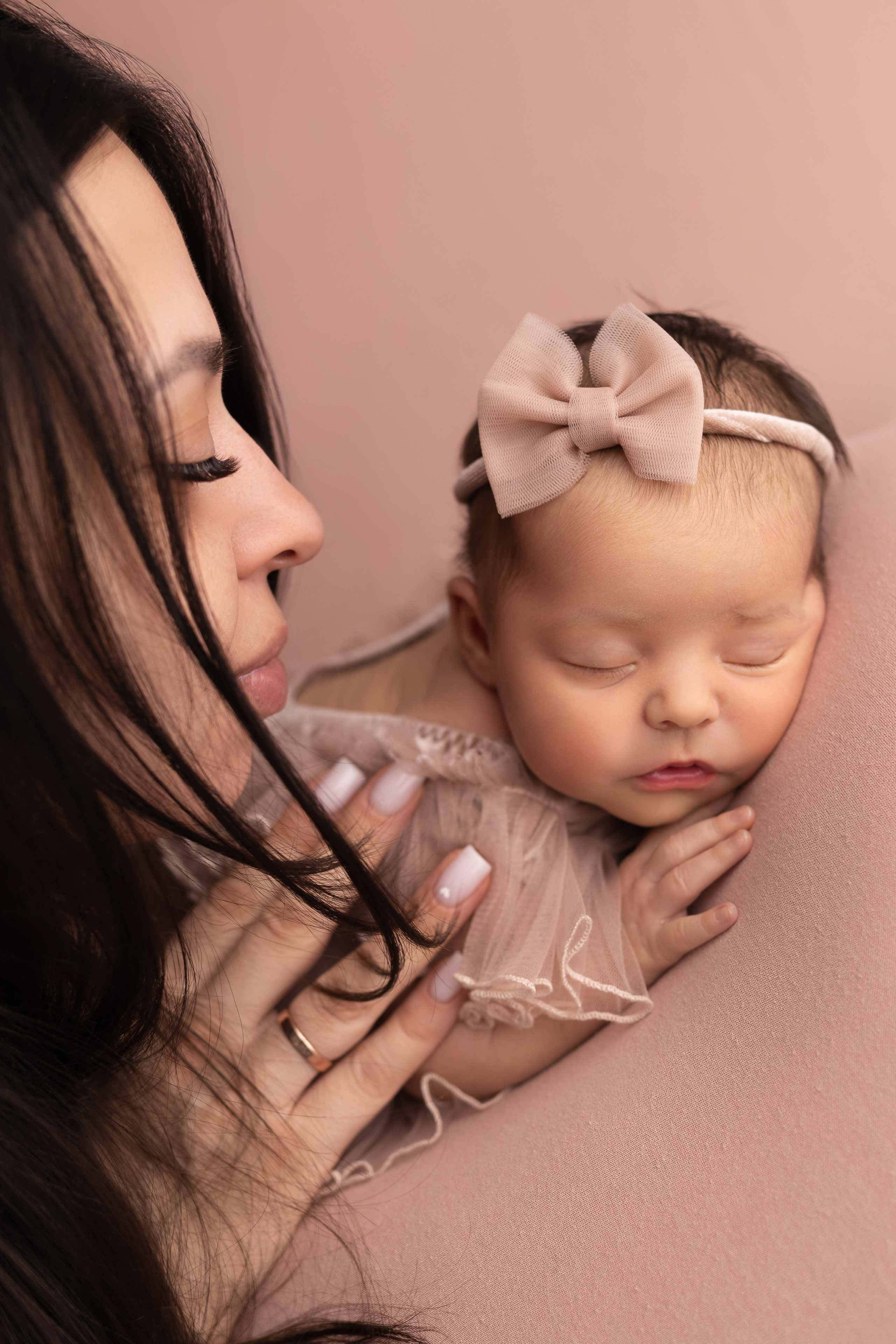 Классическая фотосессия малыша. Фотограф новорожденных малышей в Омске и Омской области Эльвира Камаева