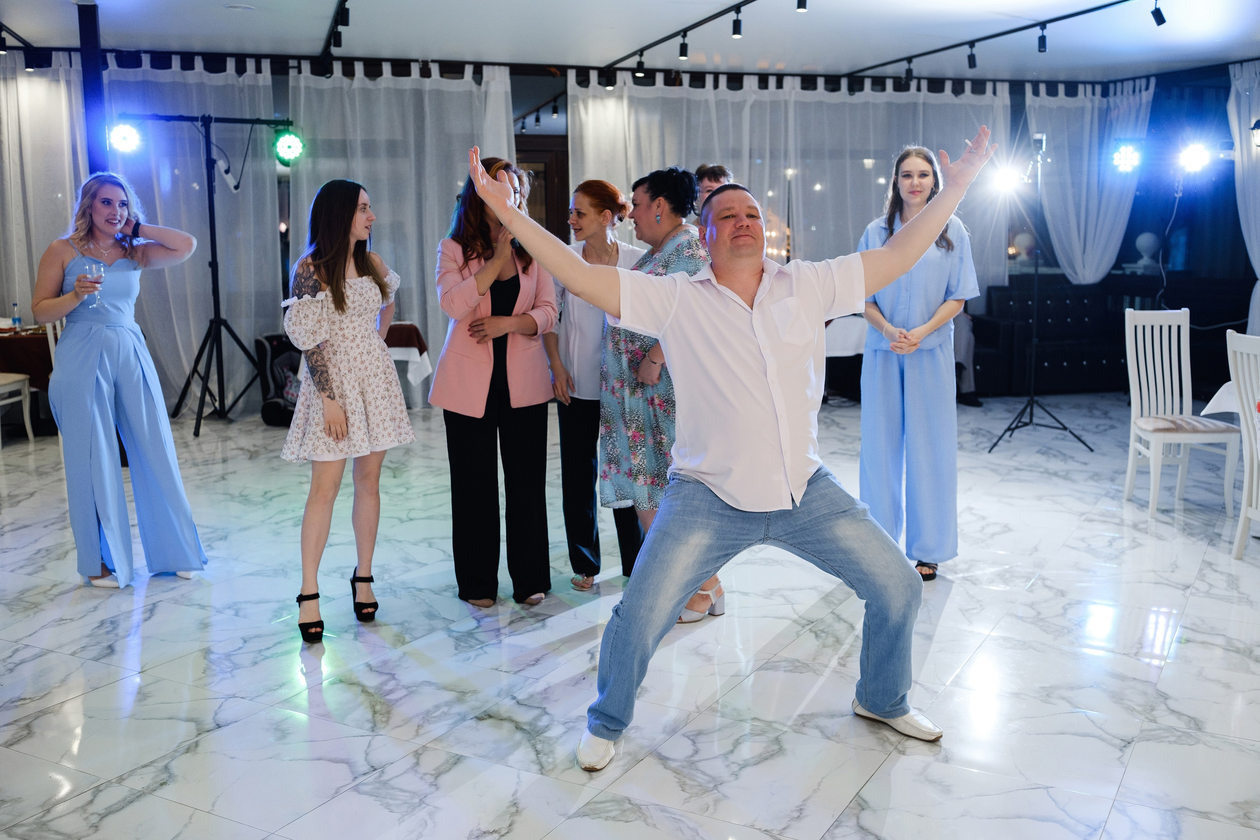 Максим и Дарья. Свадебный фотограф | репортаж | праздники | крещение