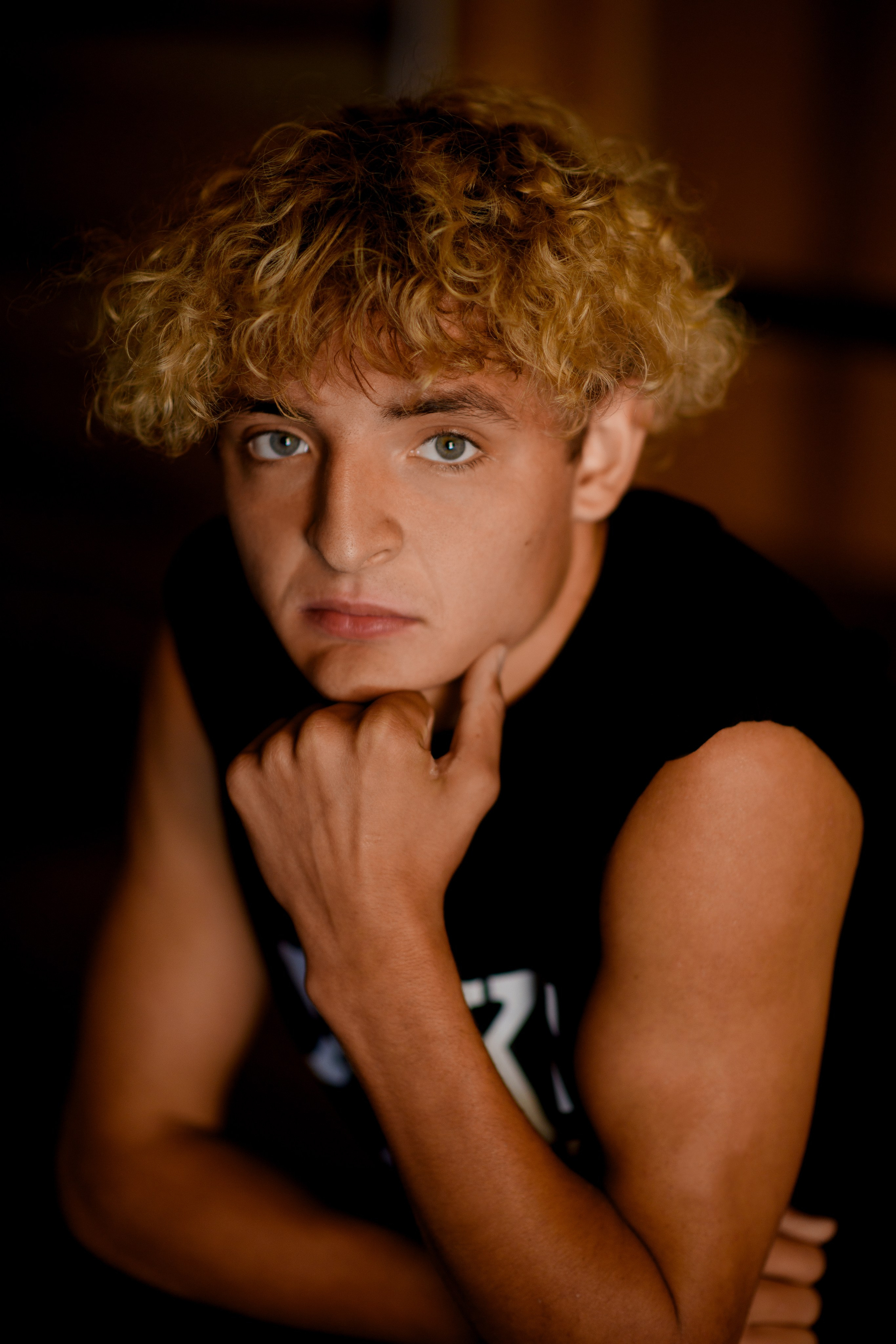 Фотосессия мальчика-подростка в Коломенском. Главная