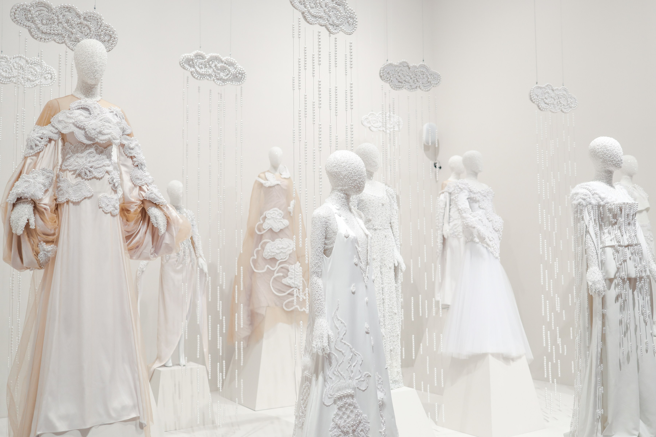 Выставка «Сны Алёны». Фотосессии и репортаж — Фотограф в Москве — Рина Серёгина