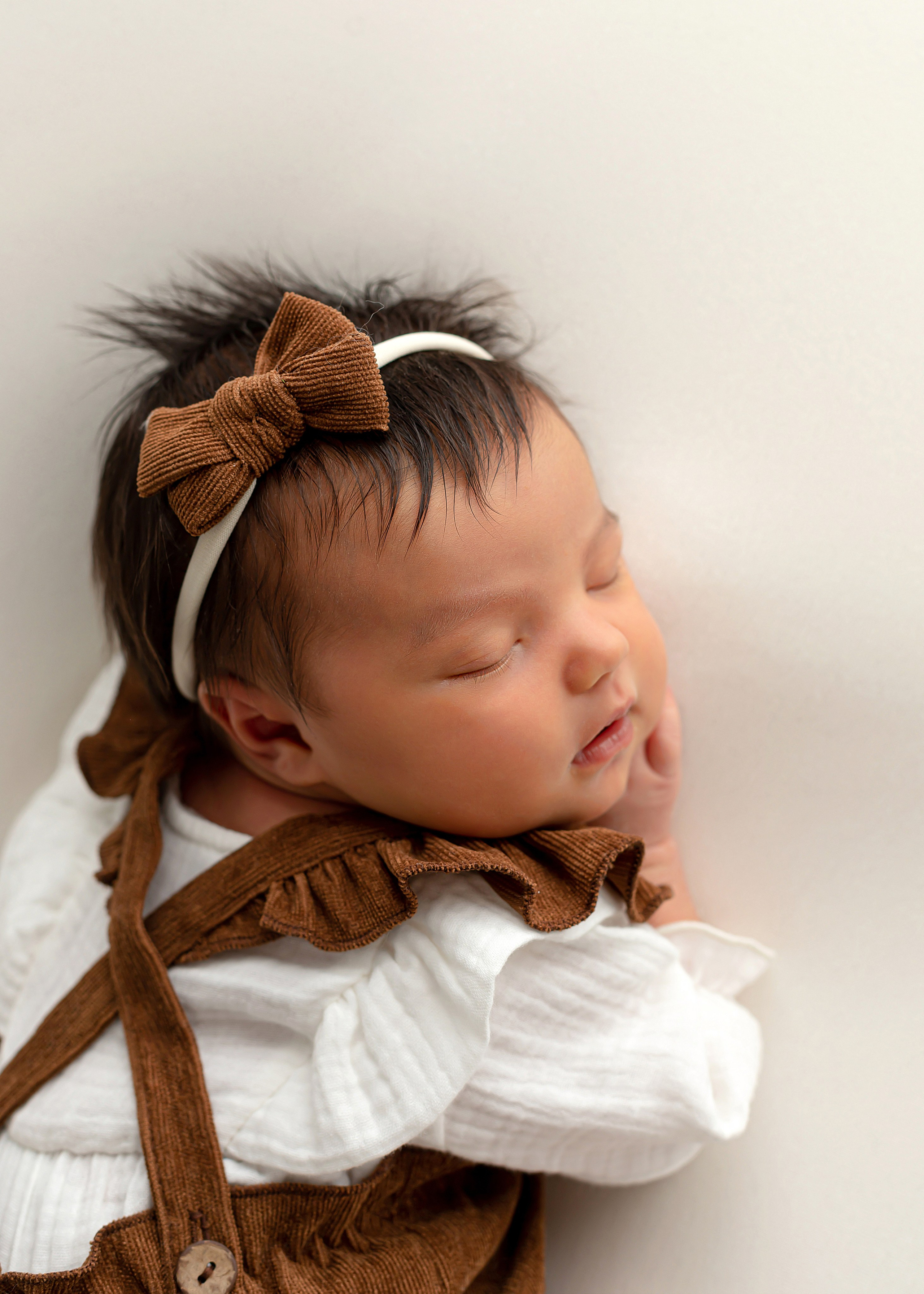 Новорожденные до 28 дней. Фотограф новорожденных в Тюмени