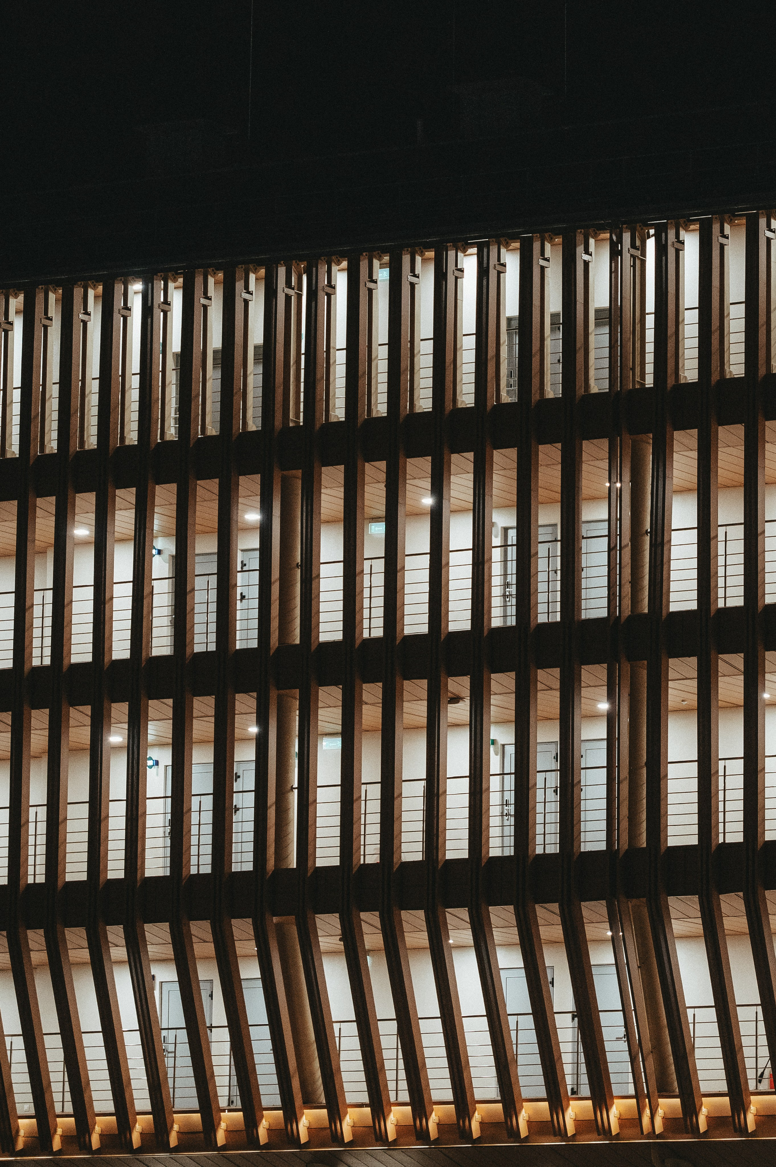 Ночная съемка экстерьеров домов в Ростове-на-Дону