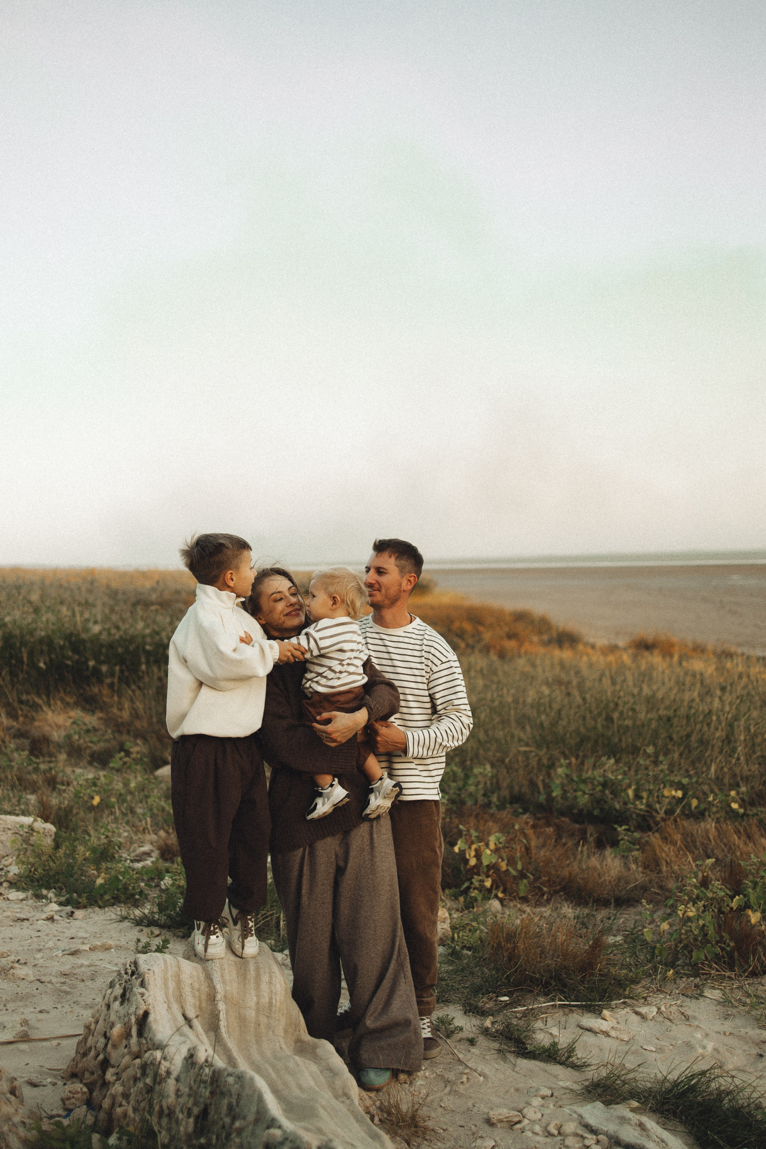 Семейная история, закат в Мержаново. Семейный и детский фотограф, таганрог, ростов-на-дону