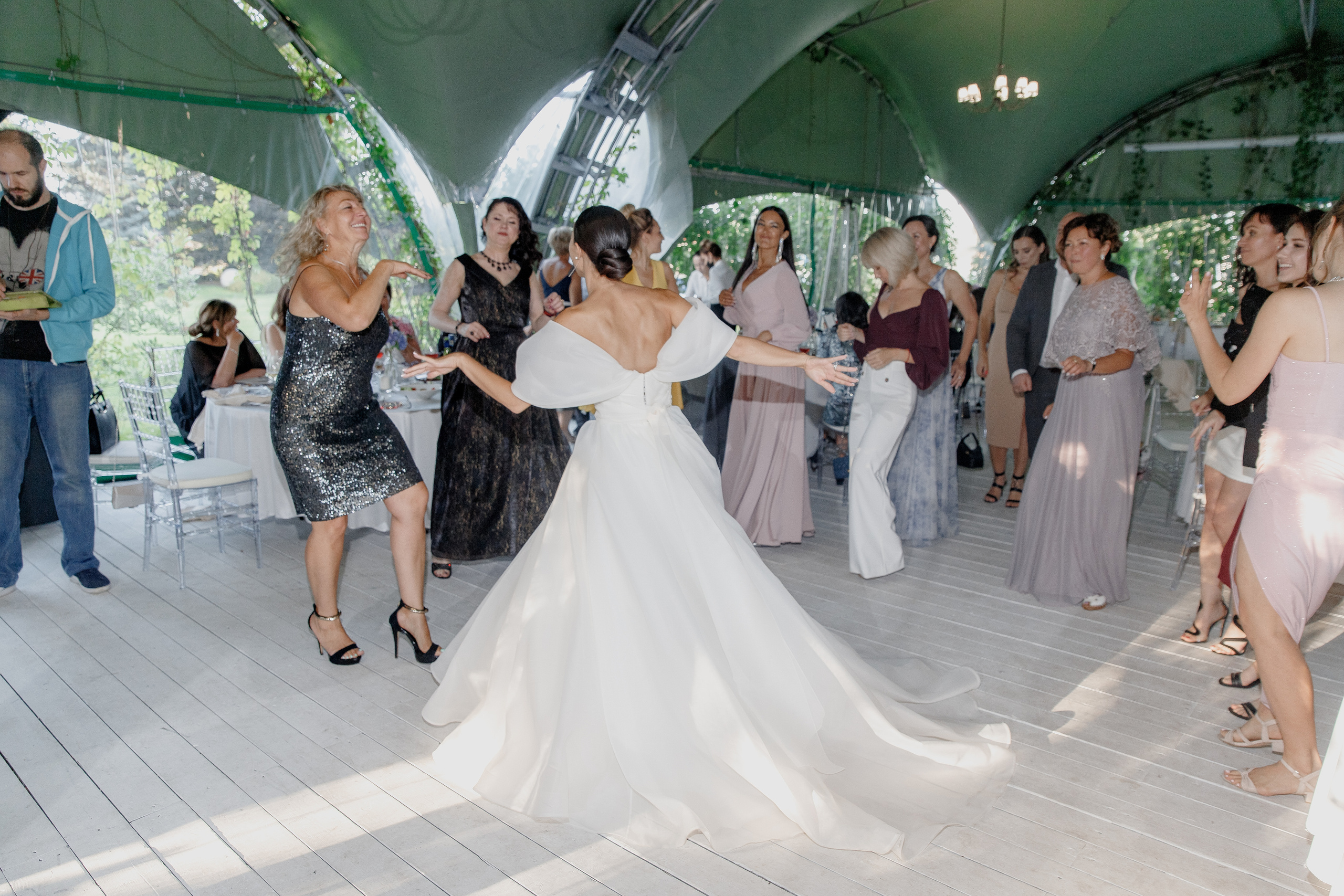 Руслан и Юлия W 24.07.2021. Свадебный фотограф в Москве и по всему миру