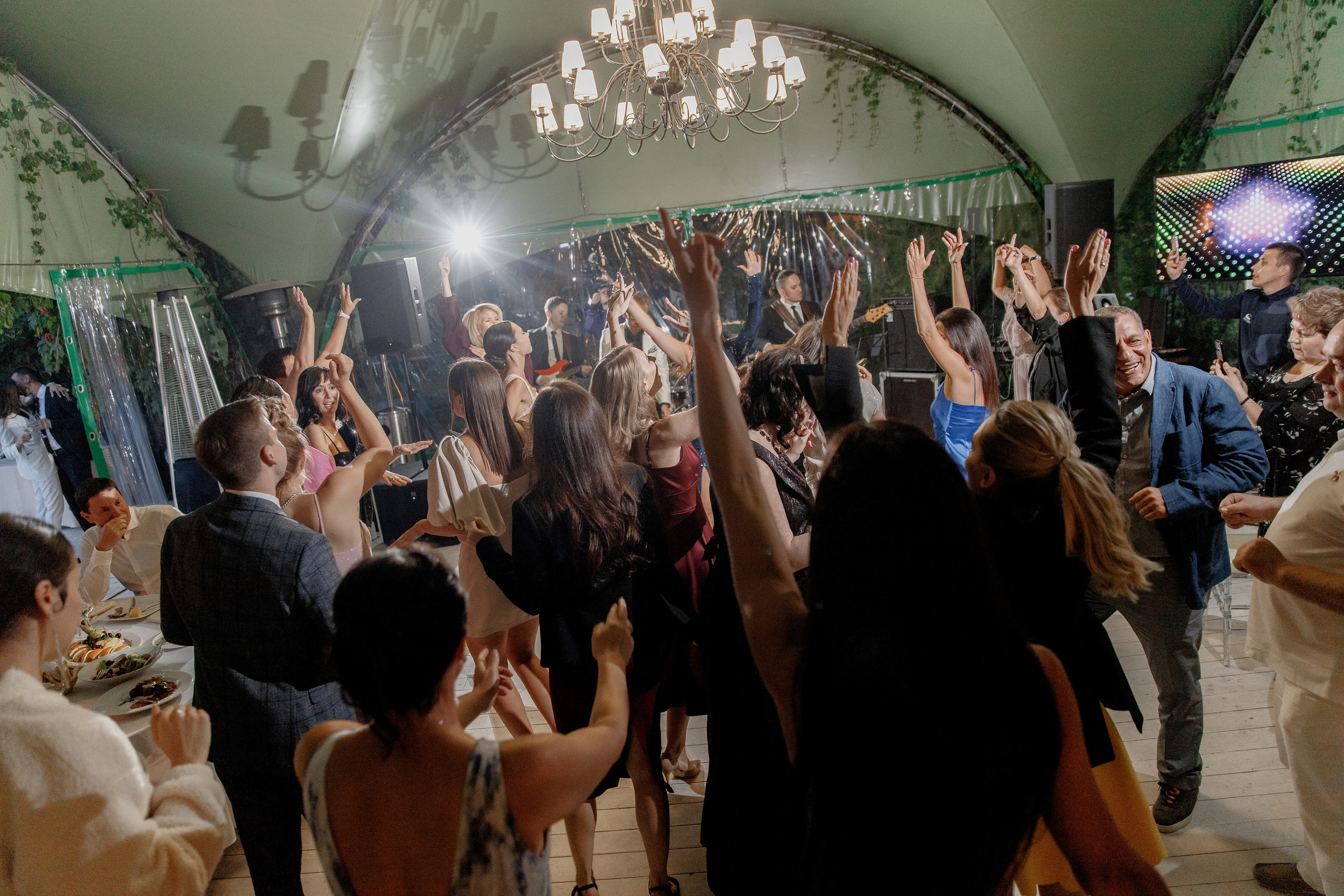 Руслан и Юлия W 24.07.2021. Свадебный фотограф в Москве и по всему миру