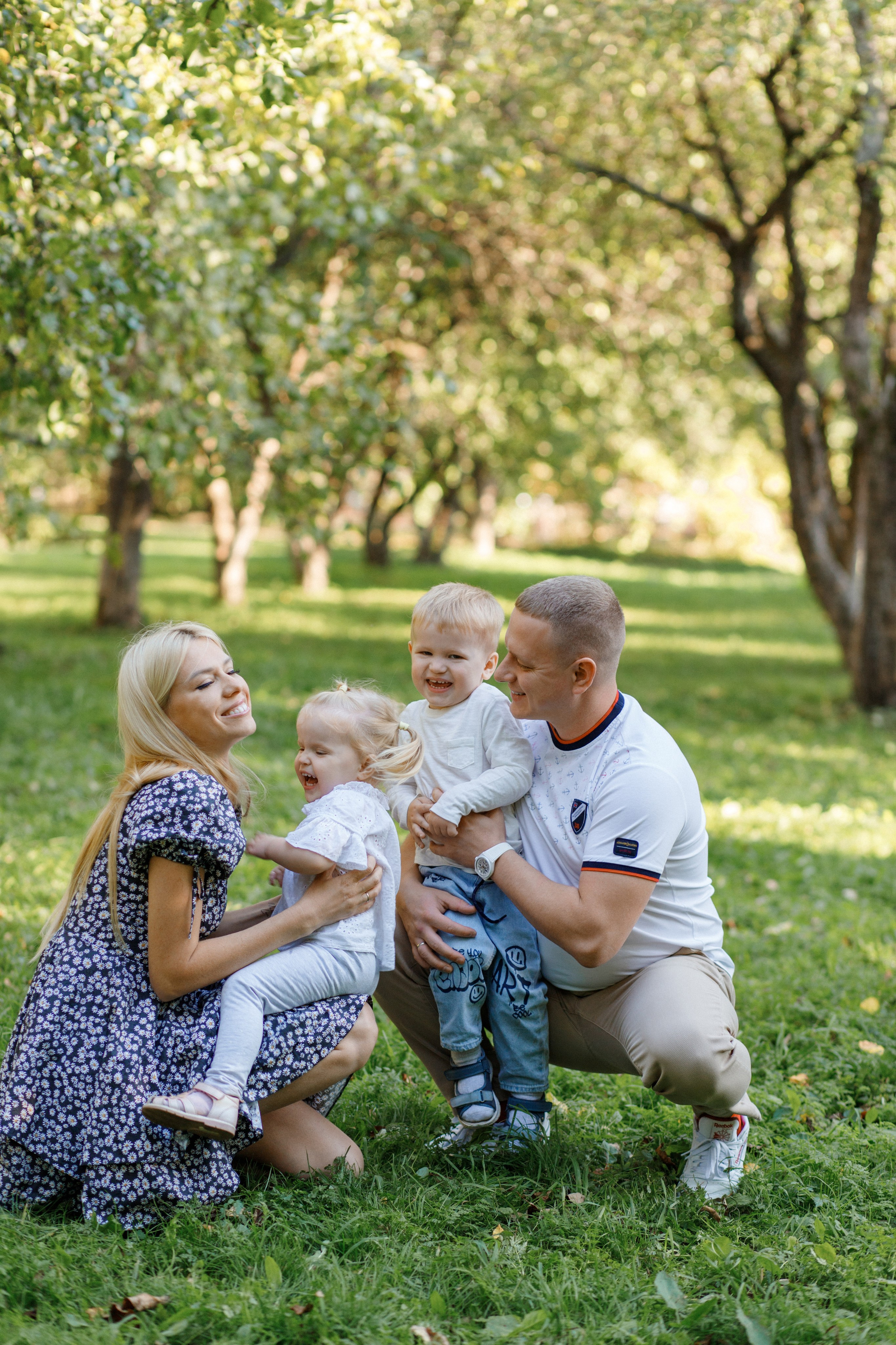 Семейная фотосессия в усадьбу Валуево. Фотограф Александра Сыщенко