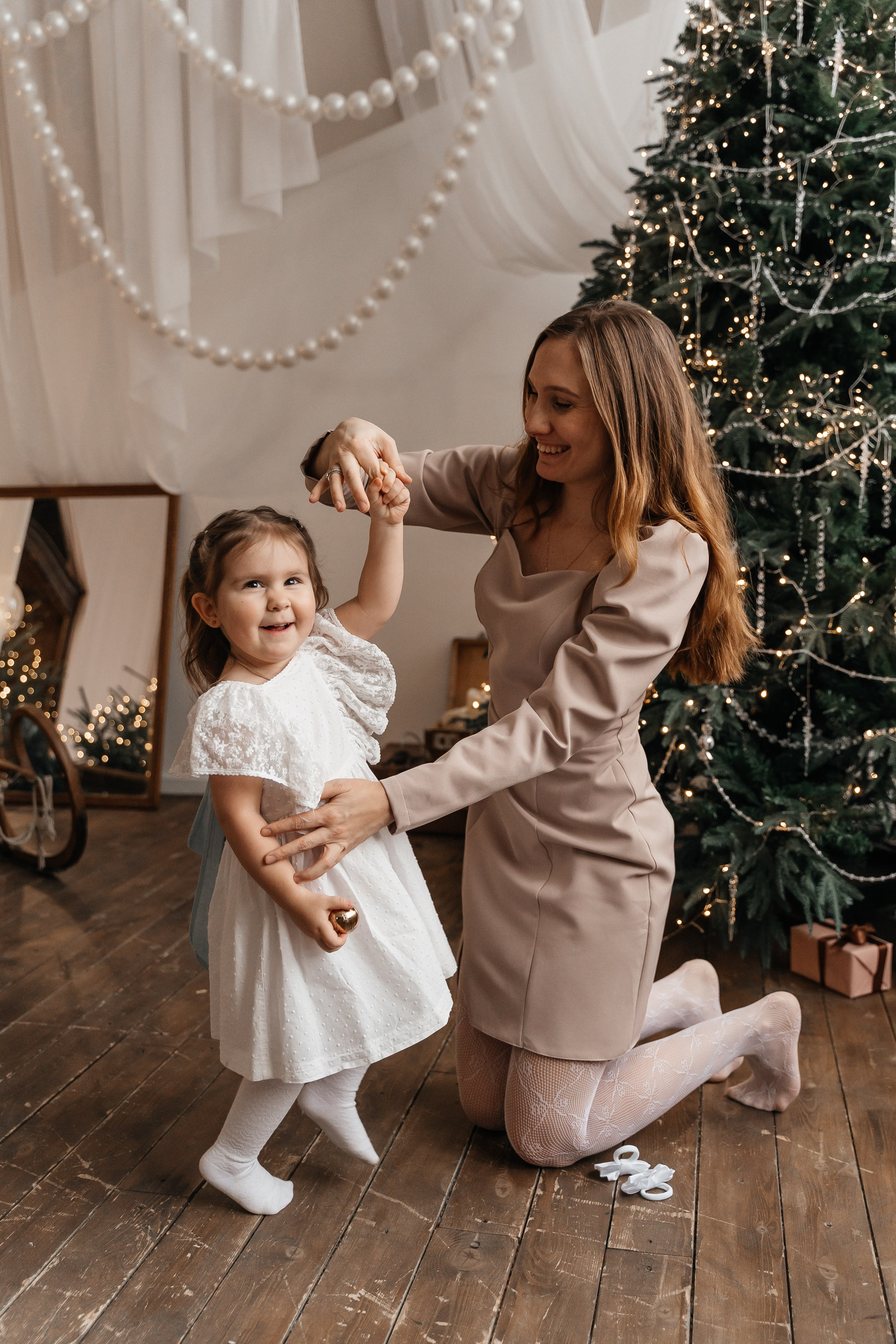 Серёжа, Аня и Василина. Волик Мария