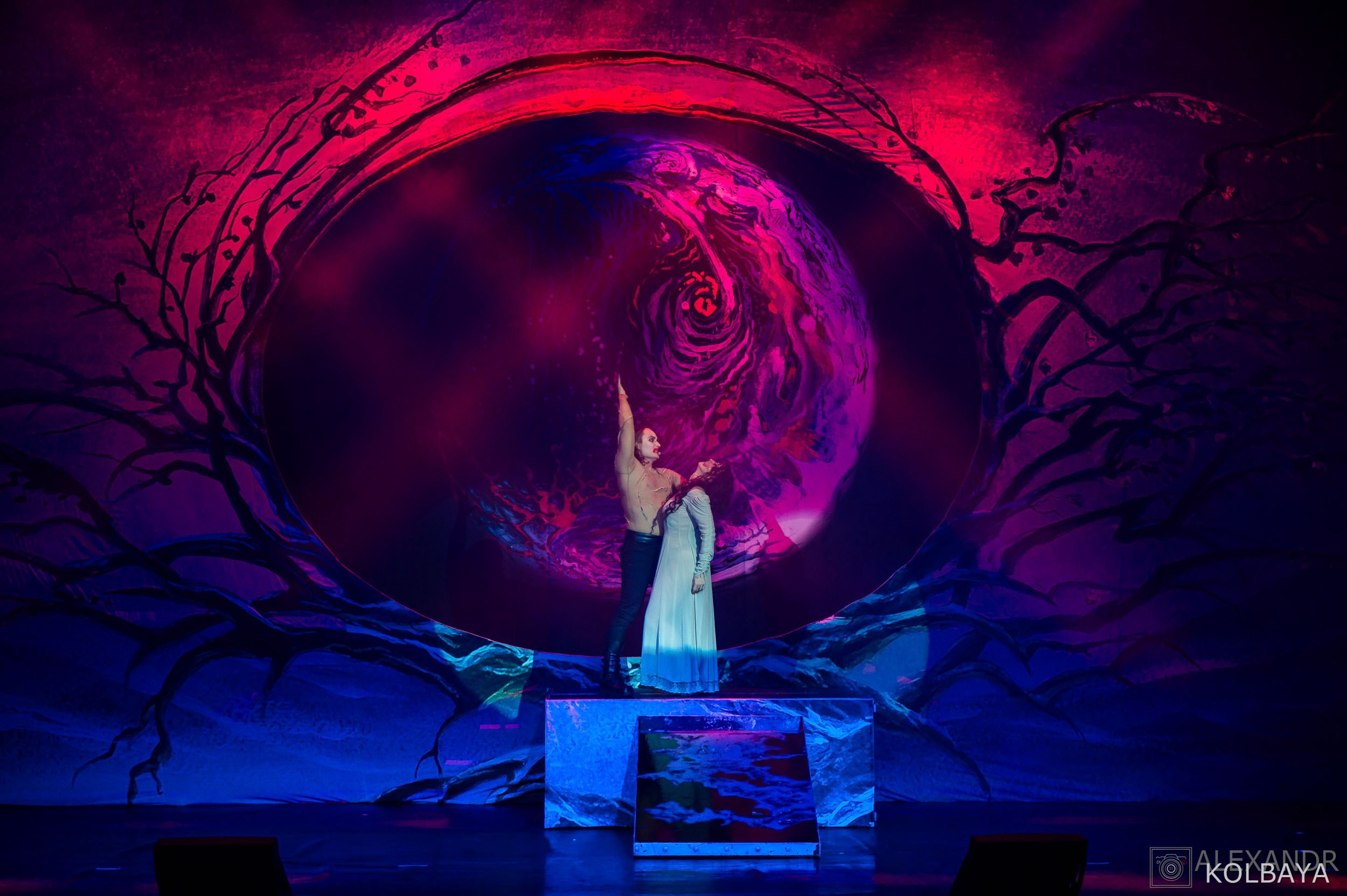 Мюзикл Дракула. Концертный и театральный репортажный фотограф в Москве Александр Колбая