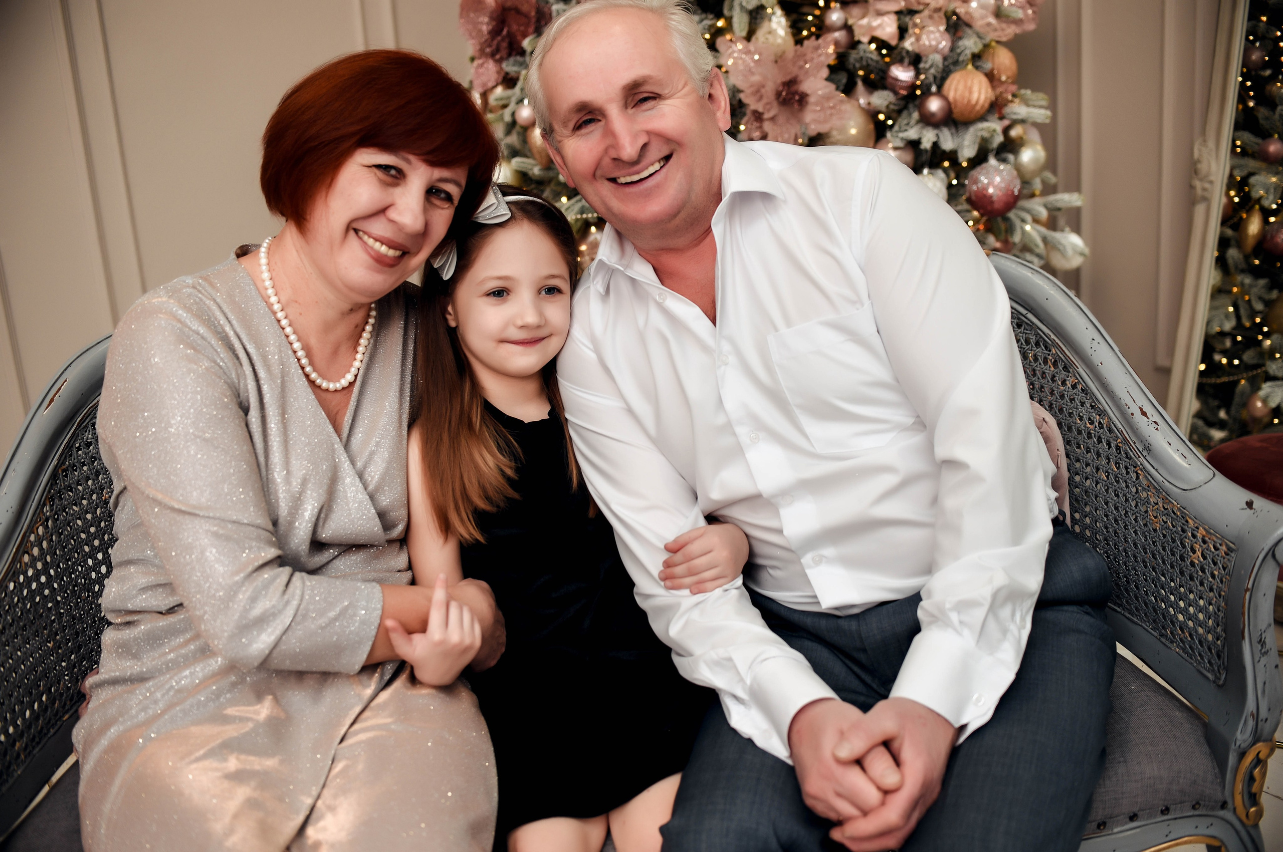 Новогодняя семейная. Свадебный, семейный, детский, контент фотограф в Омске Максим Ильин