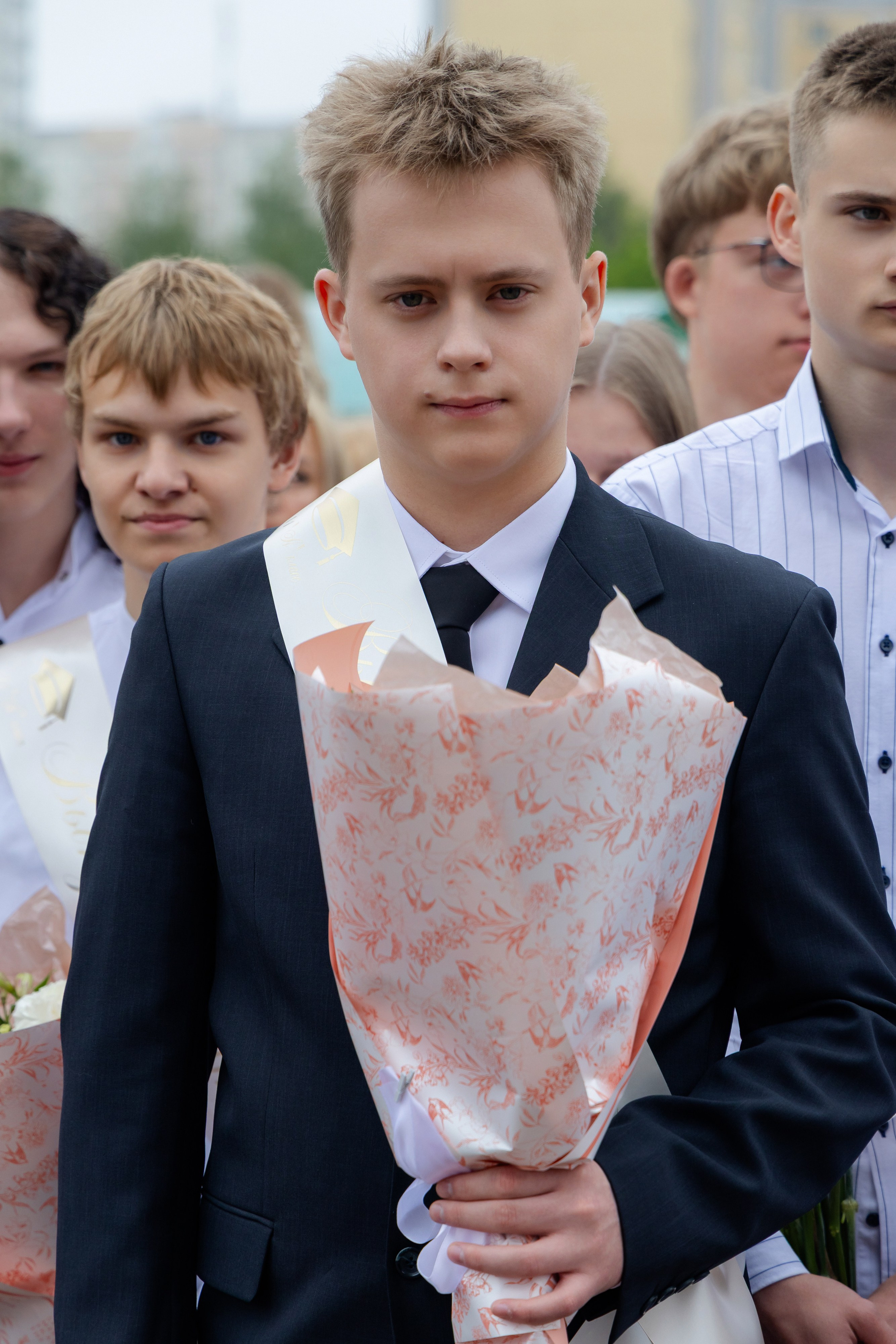 Последний звонок 2025 в Минске. Свадебный фотограф в Минске/Беларуси Сергей Спиридонов